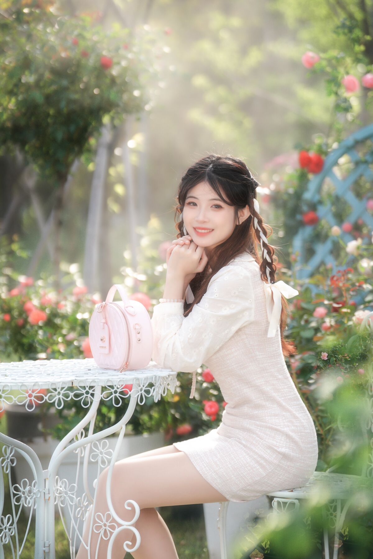 YiTuYu艺图语 Vol.10080 Wo De Xiao Zhu Li