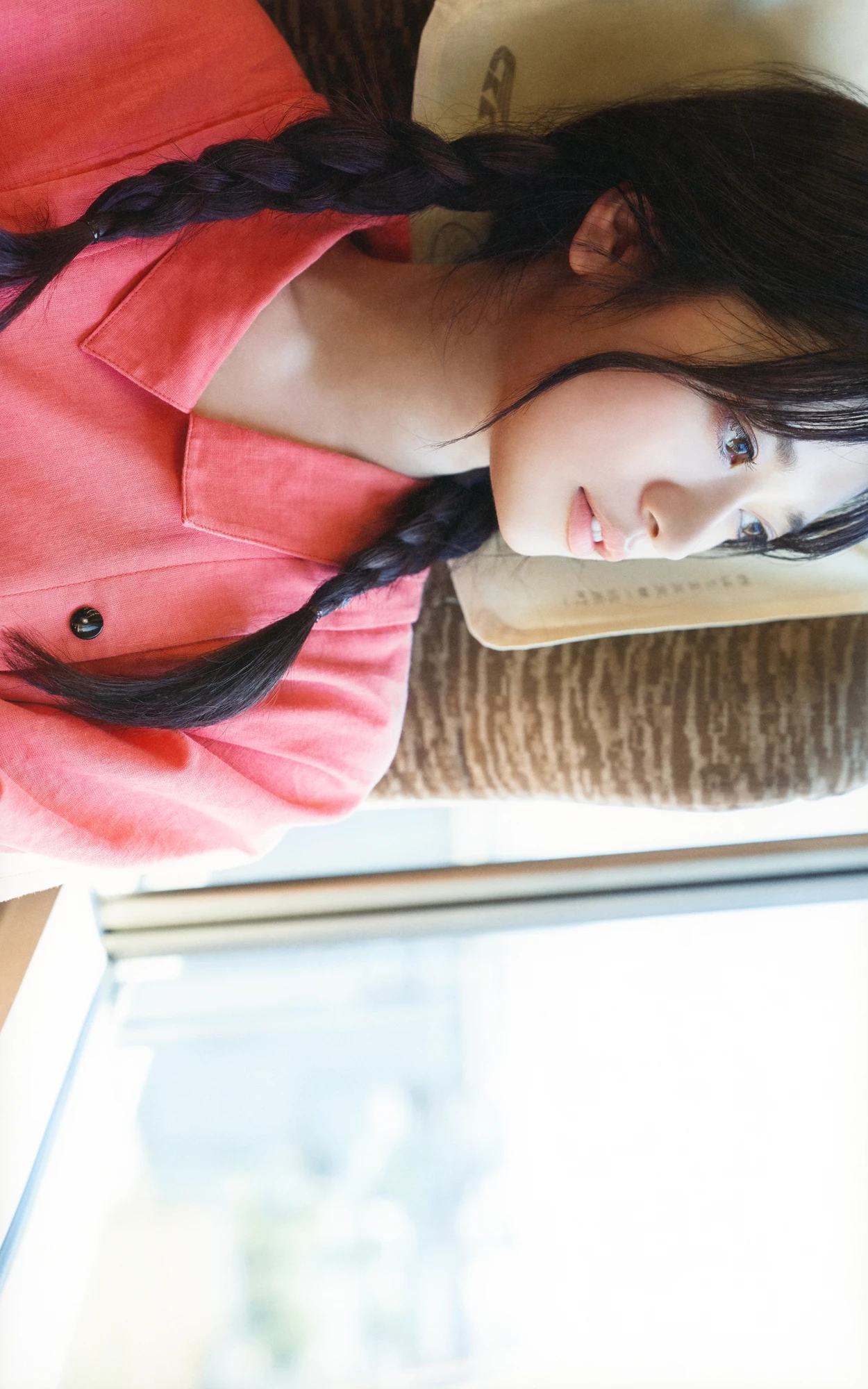 Ranze Terada 寺田蘭世, 1stデジタル写真集 「なぜ、忘れられないんだろう？」