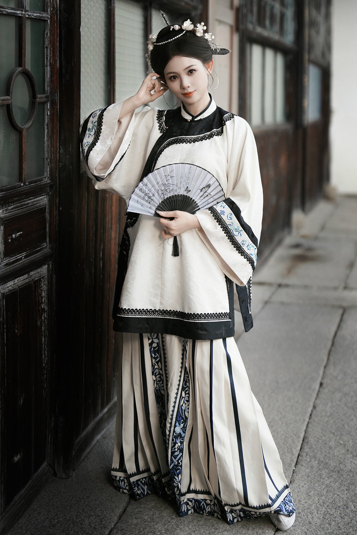 YiTuYu艺图语 Vol.10030 Luo Ning Tang