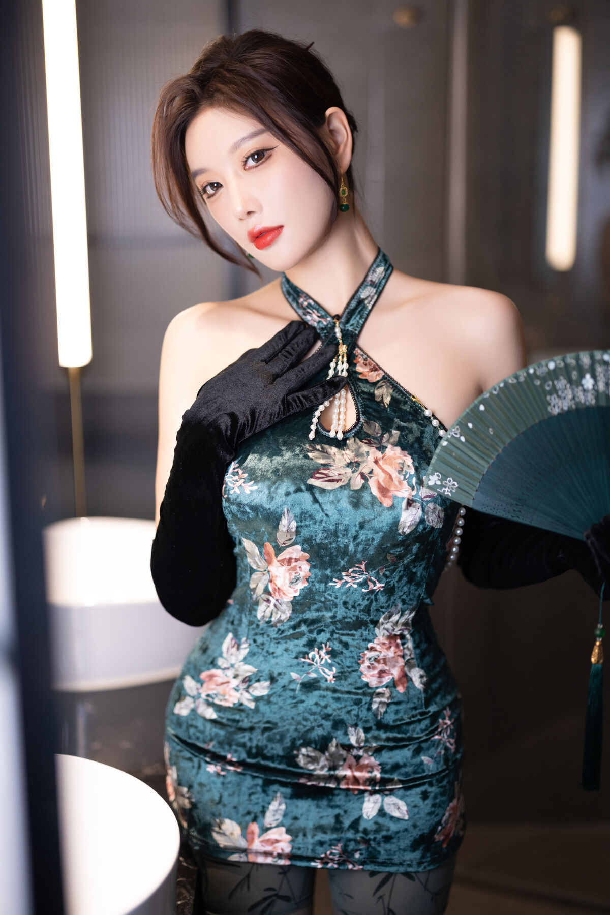 内购无水印 Yang Chen Chen 杨晨晨Yome - 秀人网模特 绿色情趣内衣 Part01