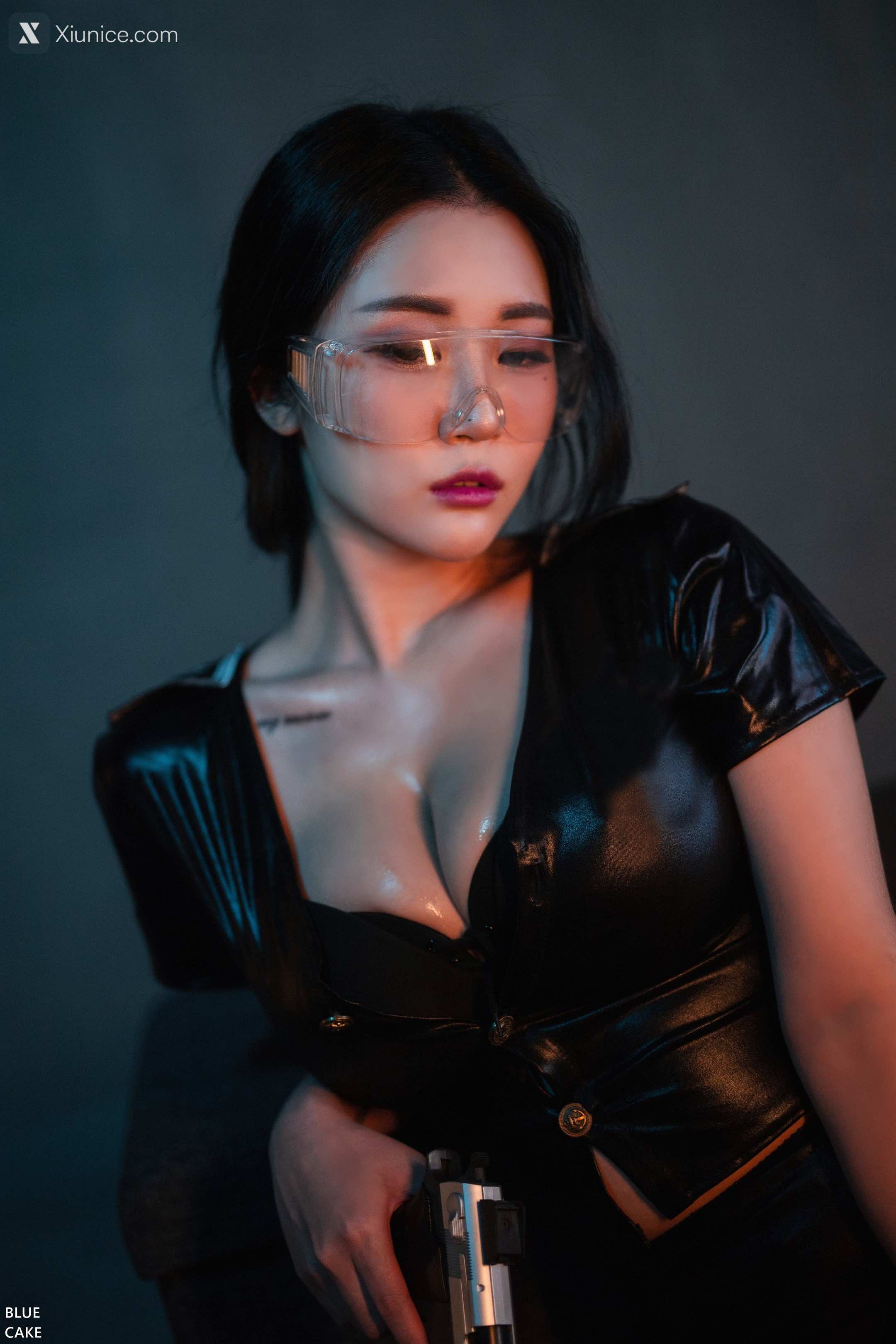 BLUECAKE Bomi (보미) – Siren 4K