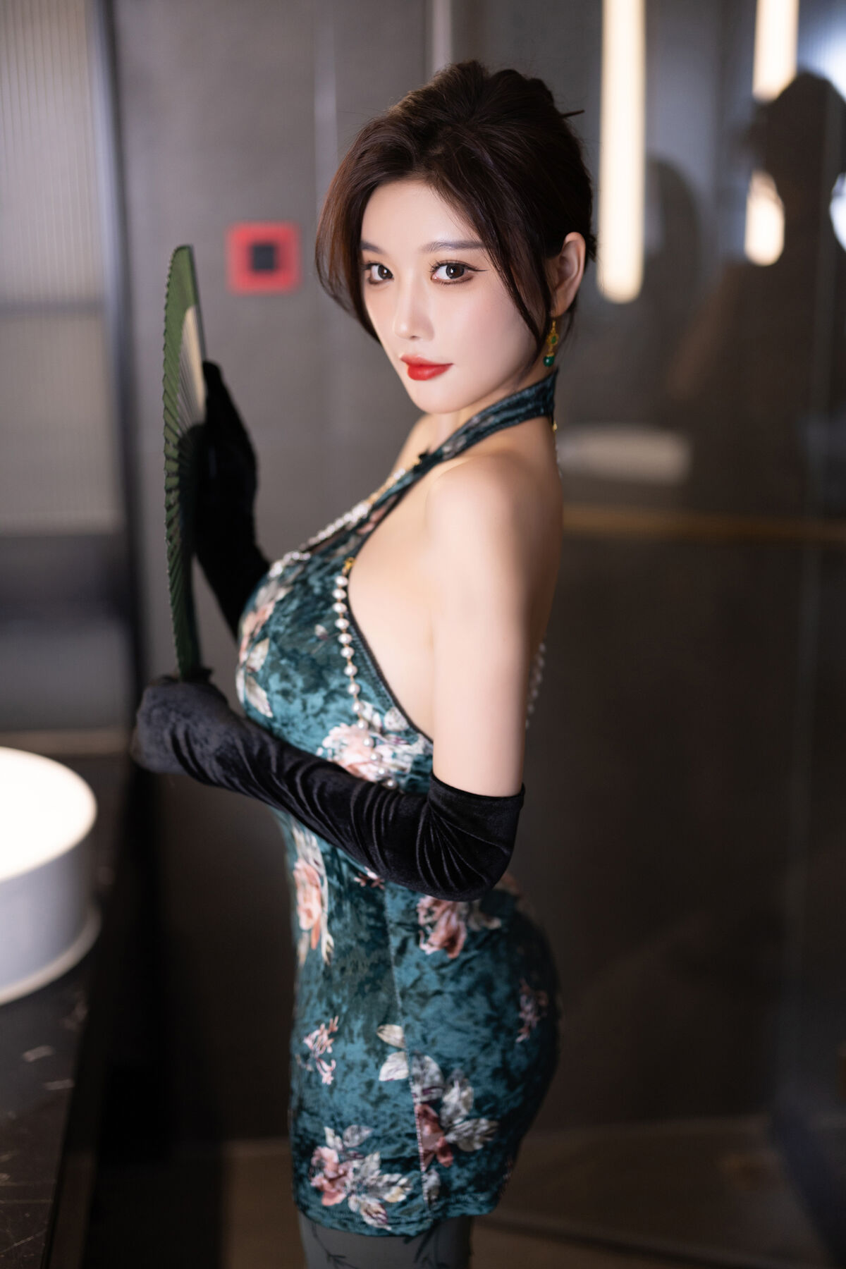 内购无水印 Yang Chen Chen 杨晨晨Yome - 秀人网模特 绿色情趣内衣 Part01