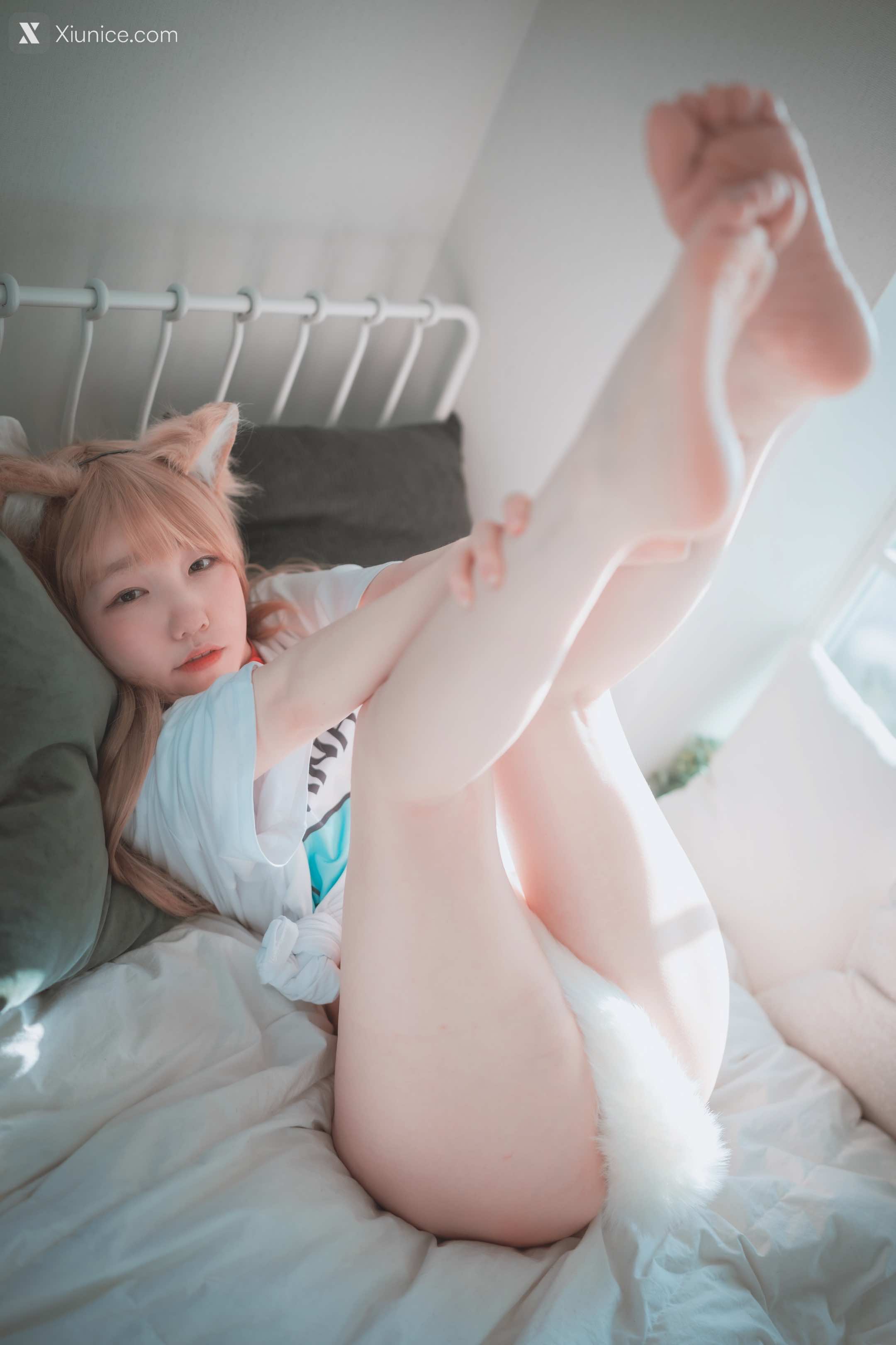 DJAWA Photo – Yeri – My Cat is a Kawaii Girl 4K