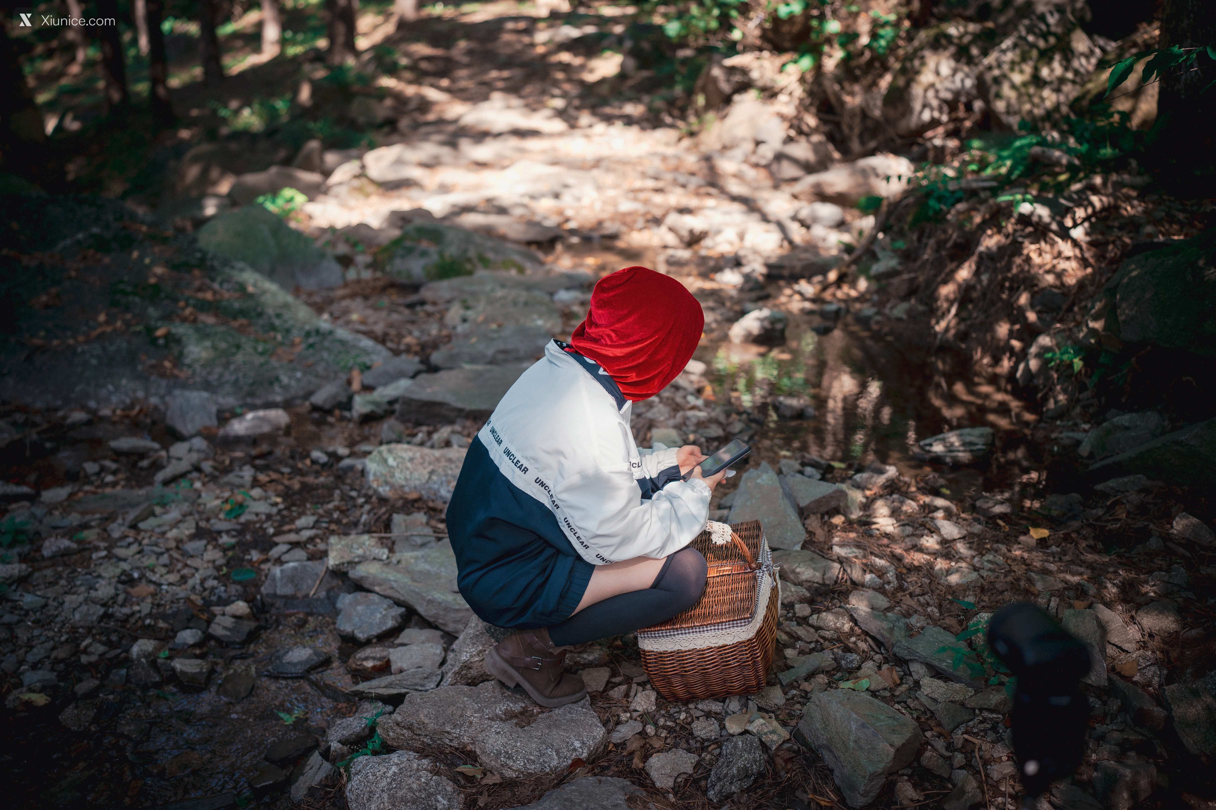 DJAWA Photo – Mimmi (밈미) – Naughty Red Hiring Hood 4K