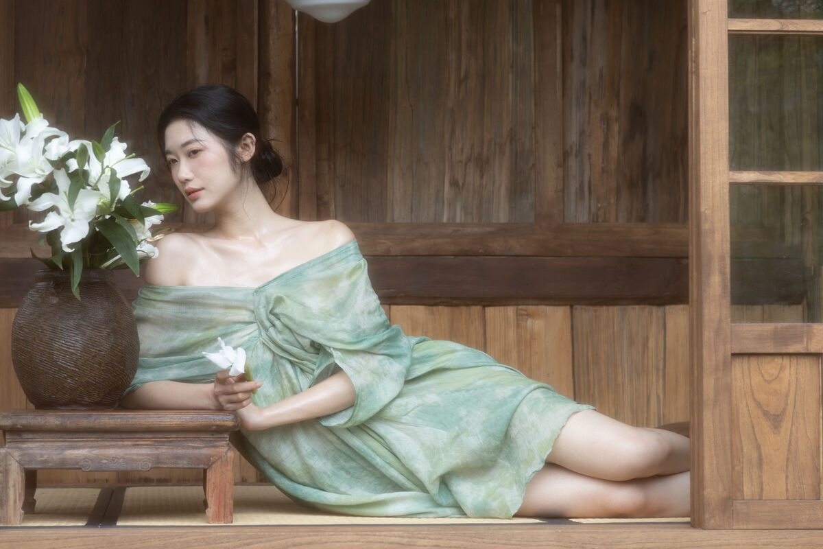 YiTuYu艺图语 Vol.10094 Fei Sato Ni Ni