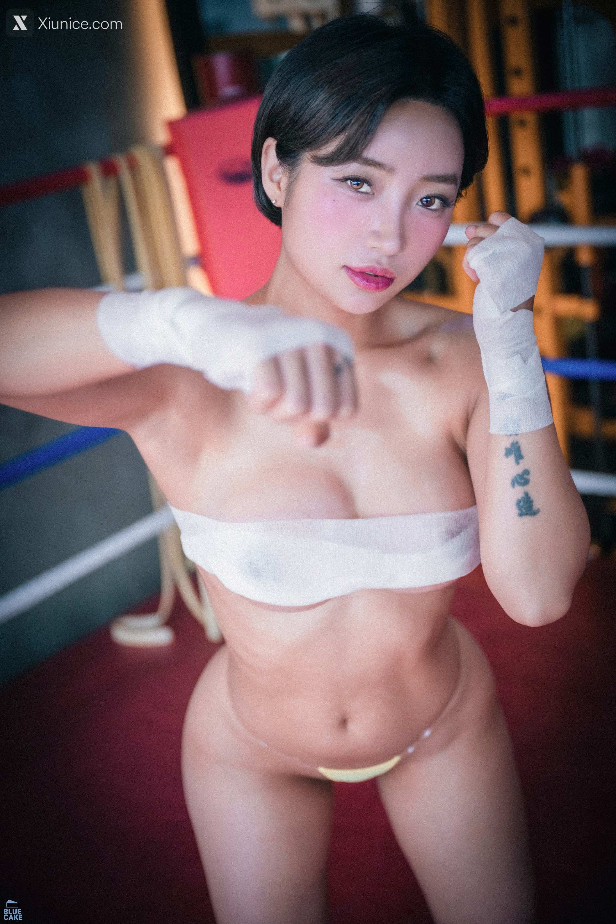 BLUECAKE Booty Queen – Punch Girl 4K