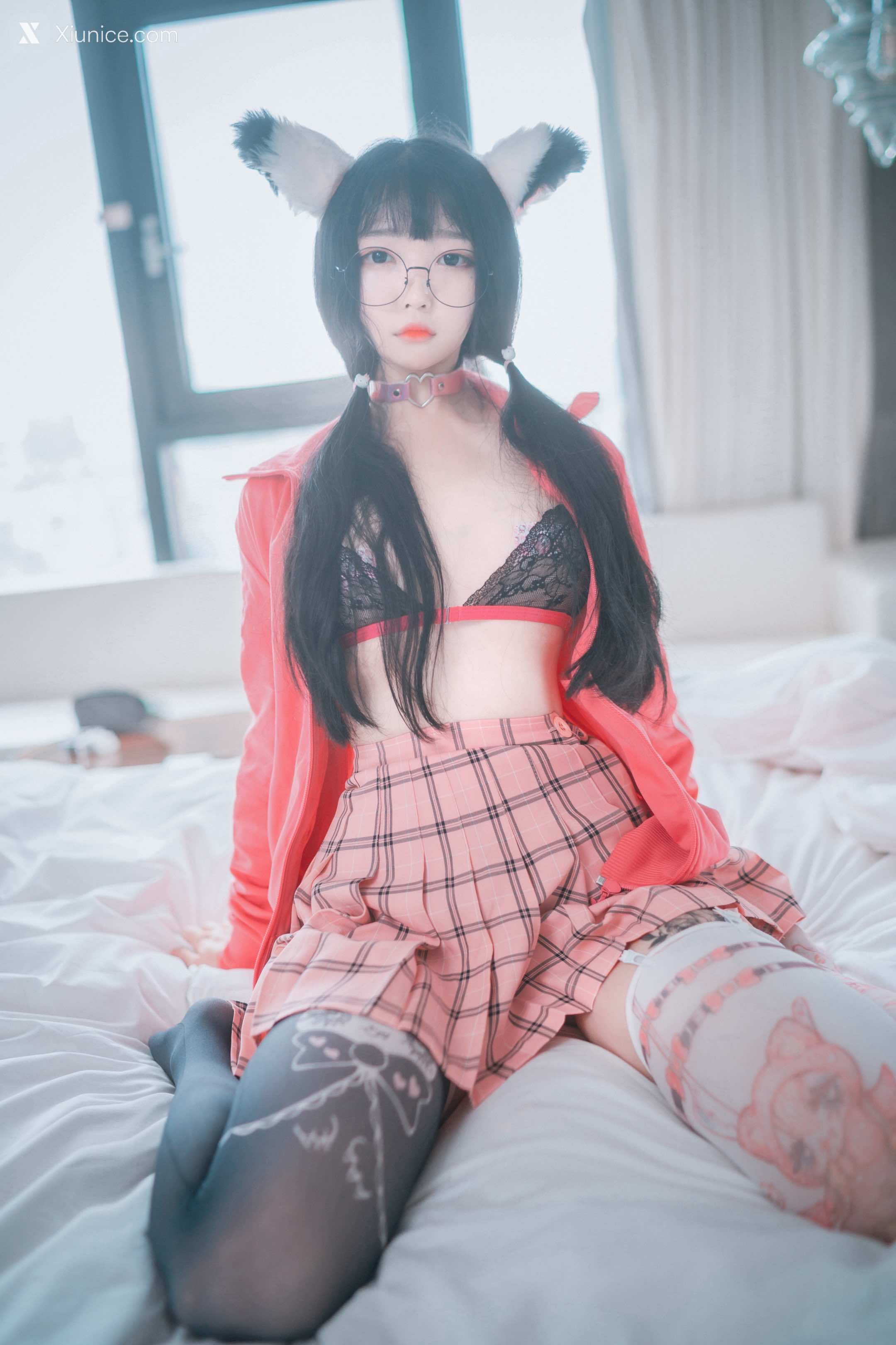 DJAWA Photo – Aram (아람) – “Hot Pink Jersey!” 4K