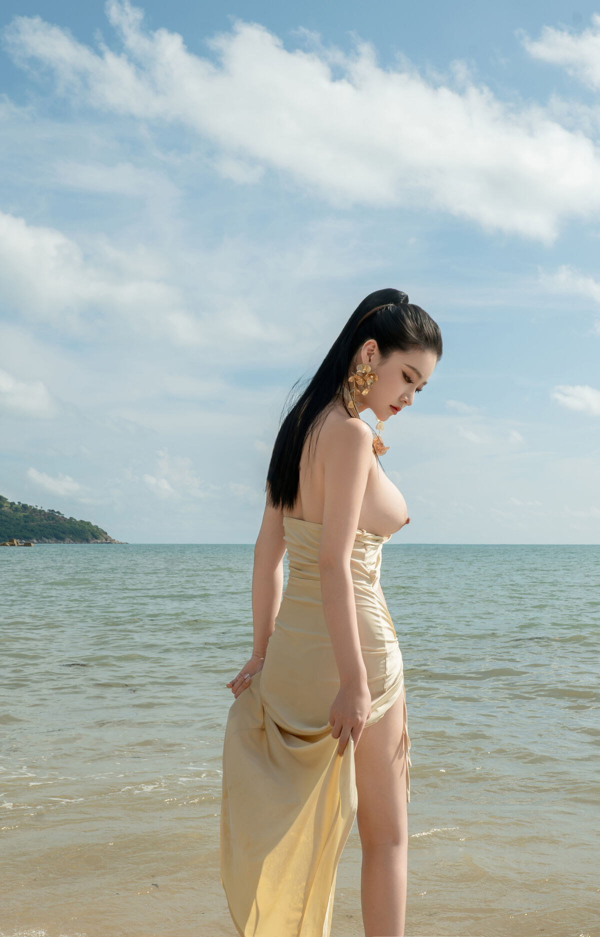 Coser@年年Nnian - 海边维纳斯