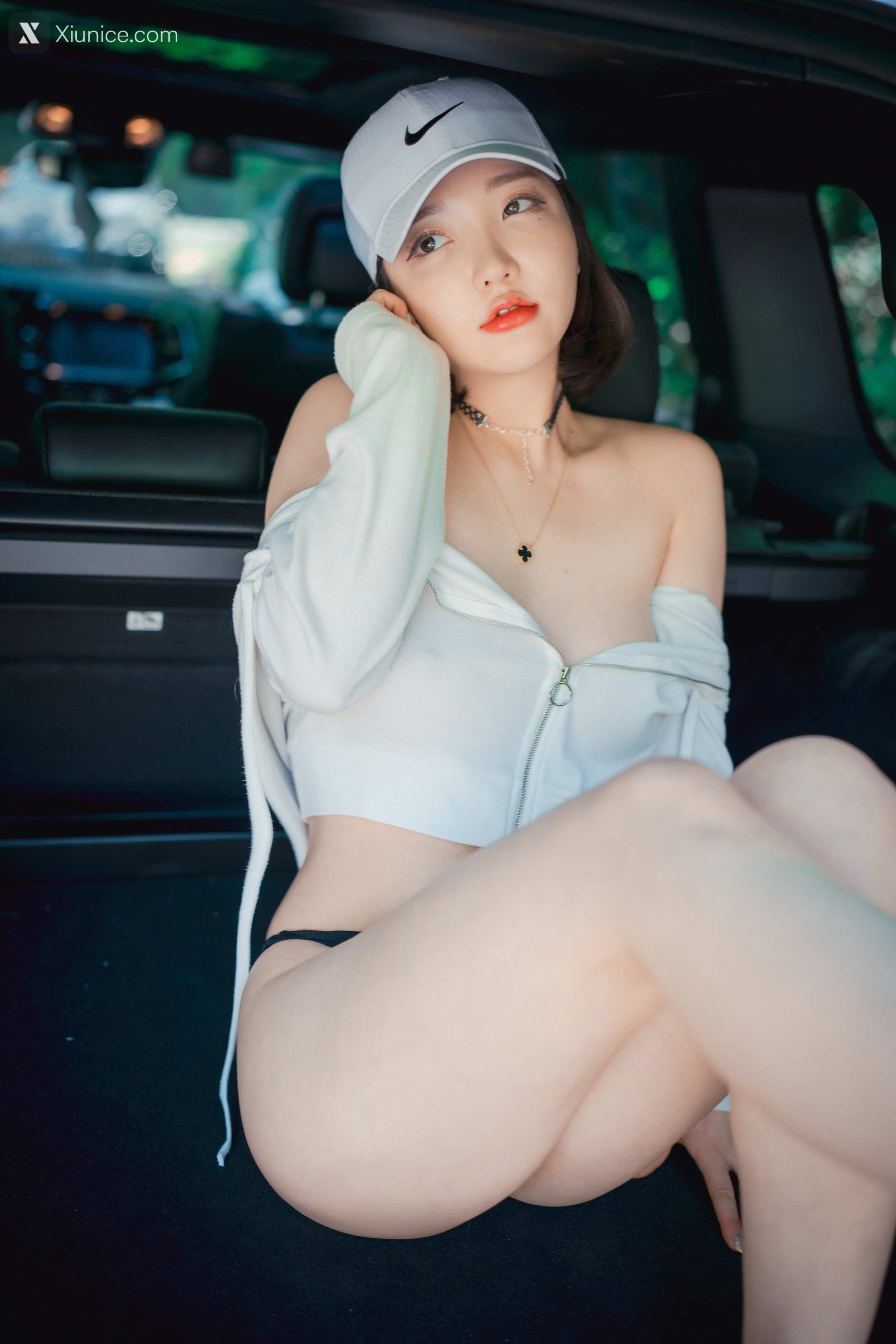 DJAWA Photo – Son Ye-Eun (손예은) – Naughty Trekking 4K