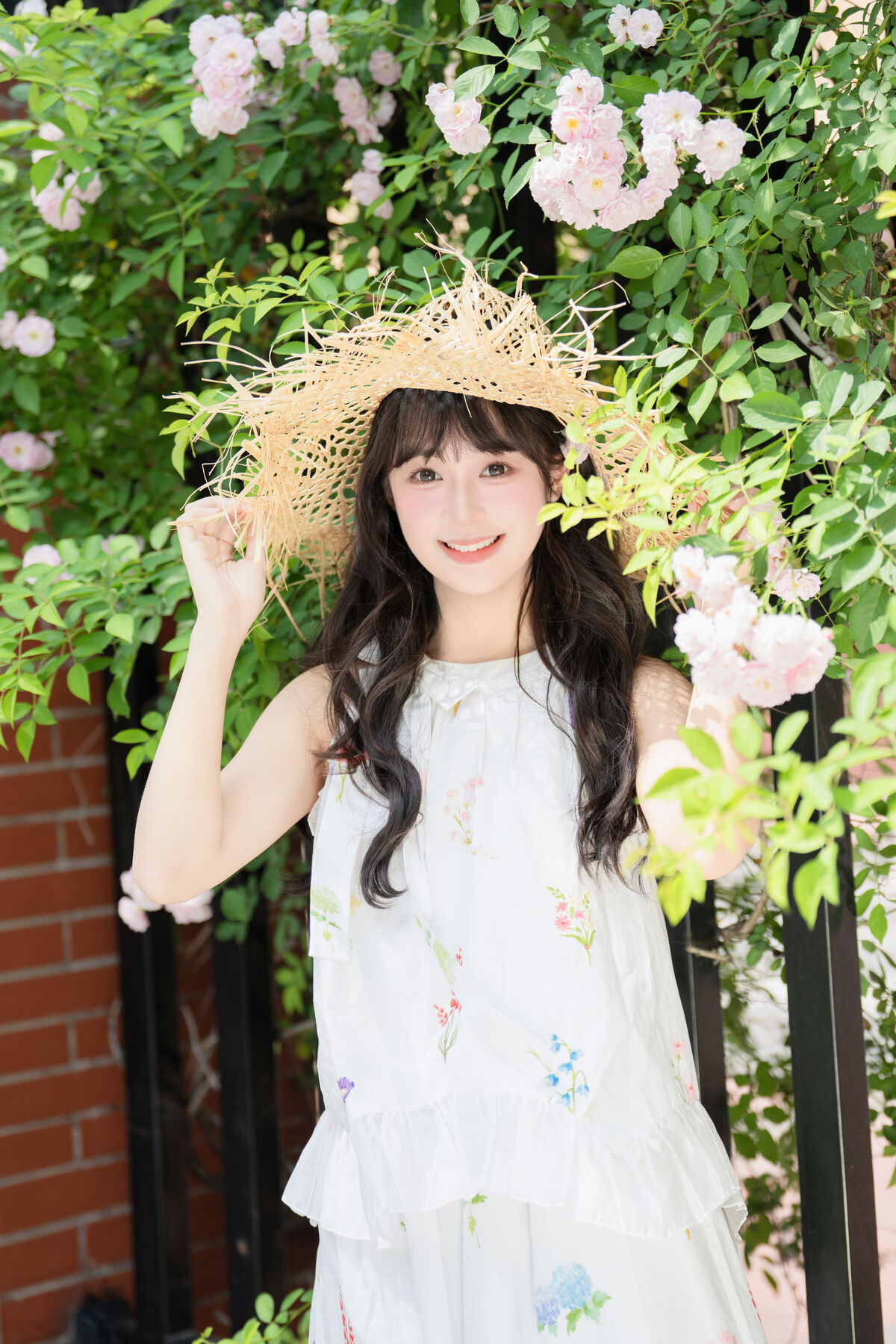 YiTuYu艺图语 Vol.10121 Xia Yu Xiao Nian