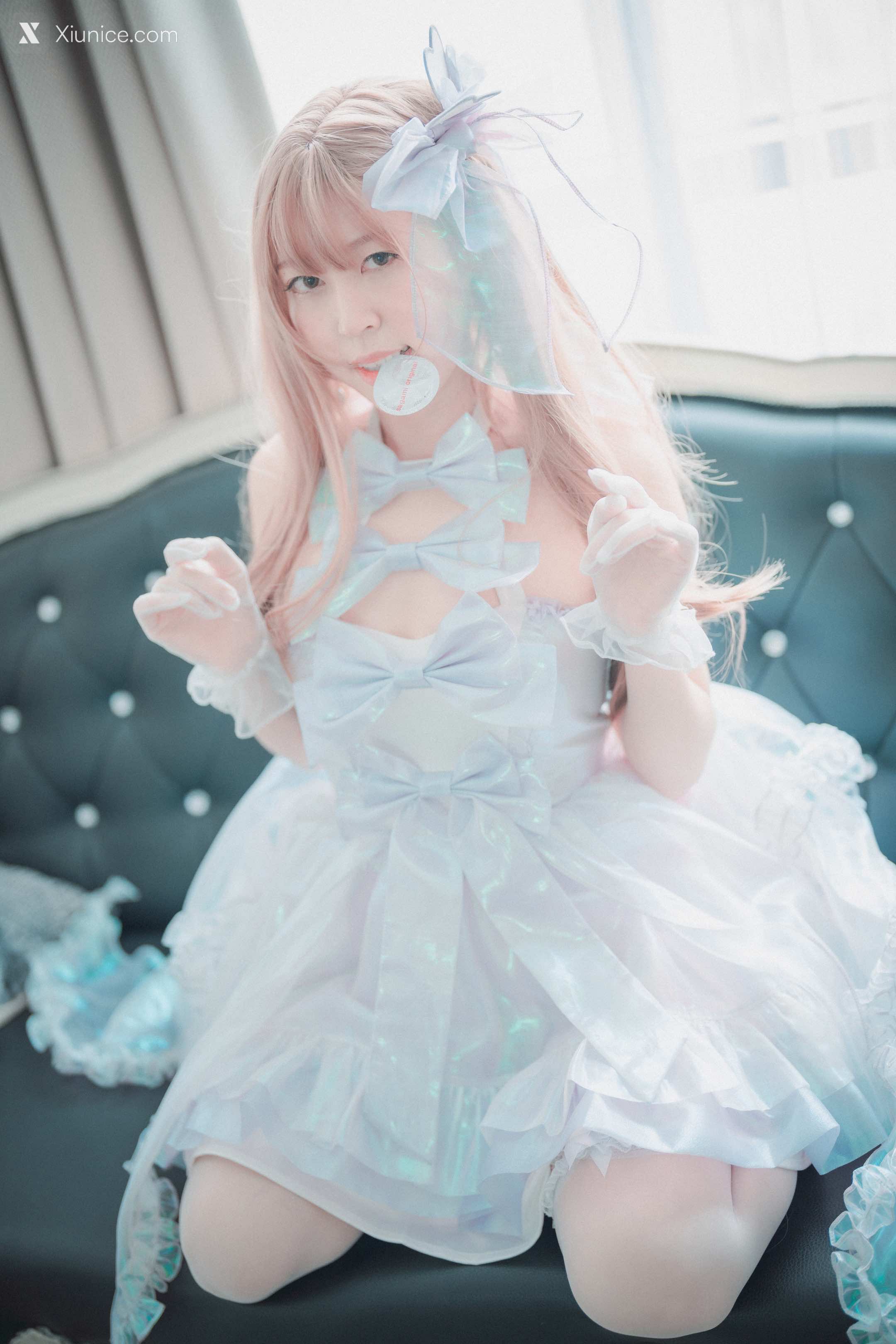 DJAWA Photo – Mozzi (모찌) – VIP Fan Party (+S.Ver) 4K