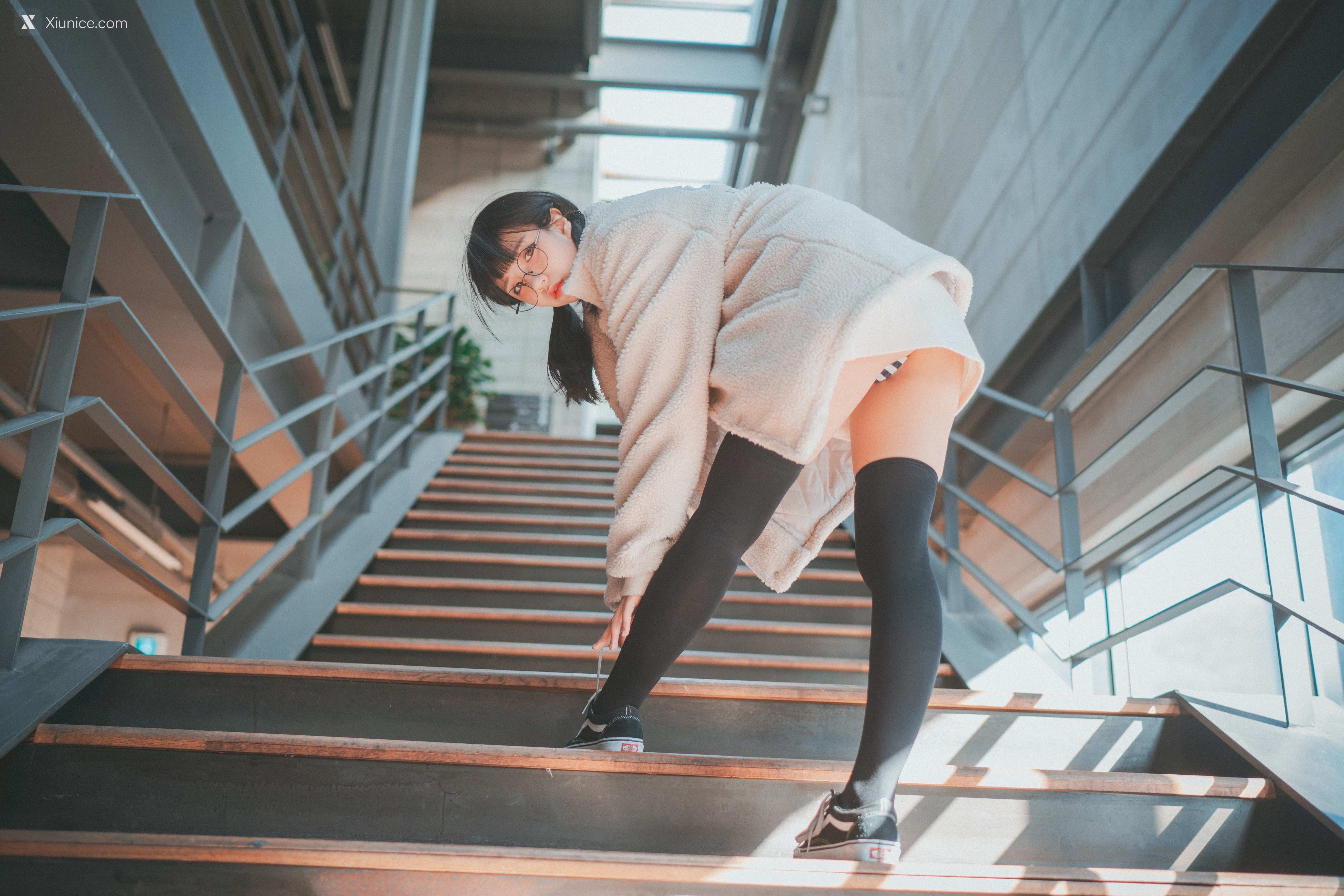 DJAWA Photo – Jeong Jenny (정제니) – Brooklyn Girl 4K