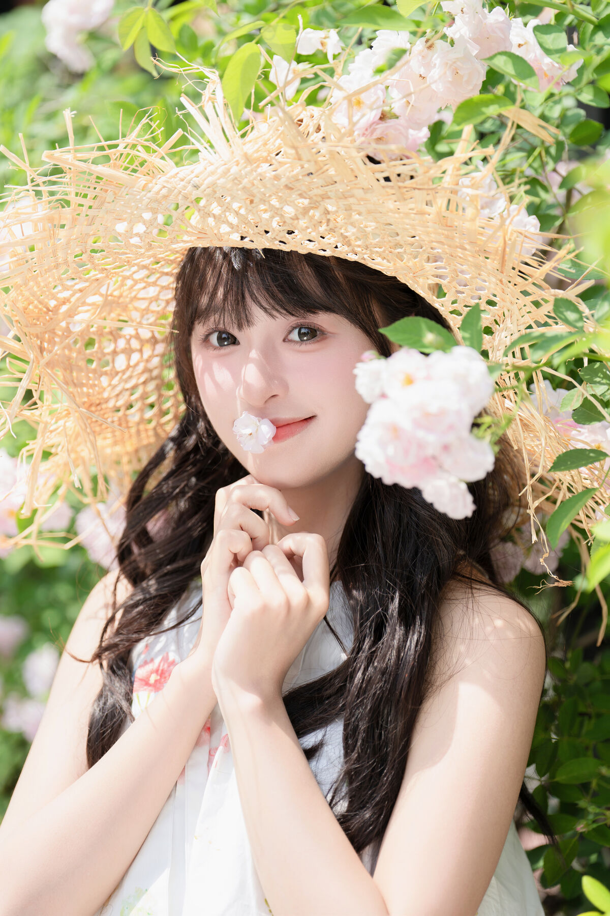 YiTuYu艺图语 Vol.10121 Xia Yu Xiao Nian