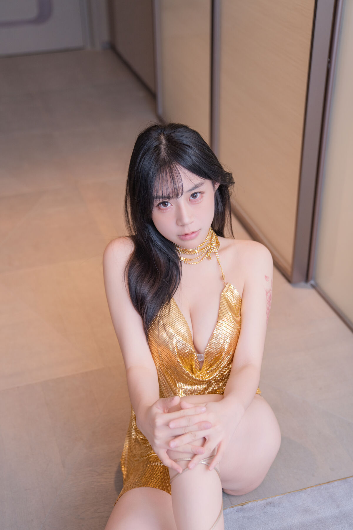 YiTuYu艺图语 Vol.10060 Yi Yuan Tong Xue Jodie