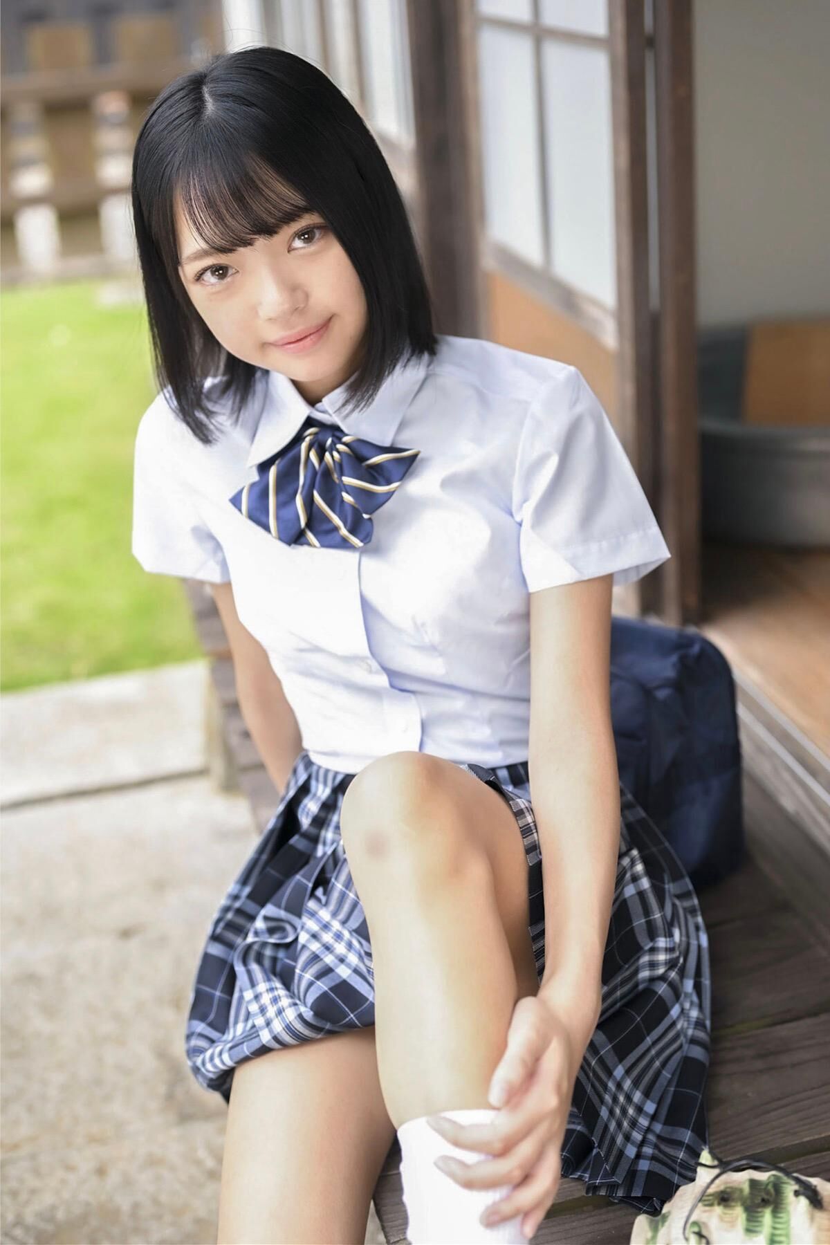 Amu Tsubura 粒楽あむ - Youth. アオハル Vol.3 Part01