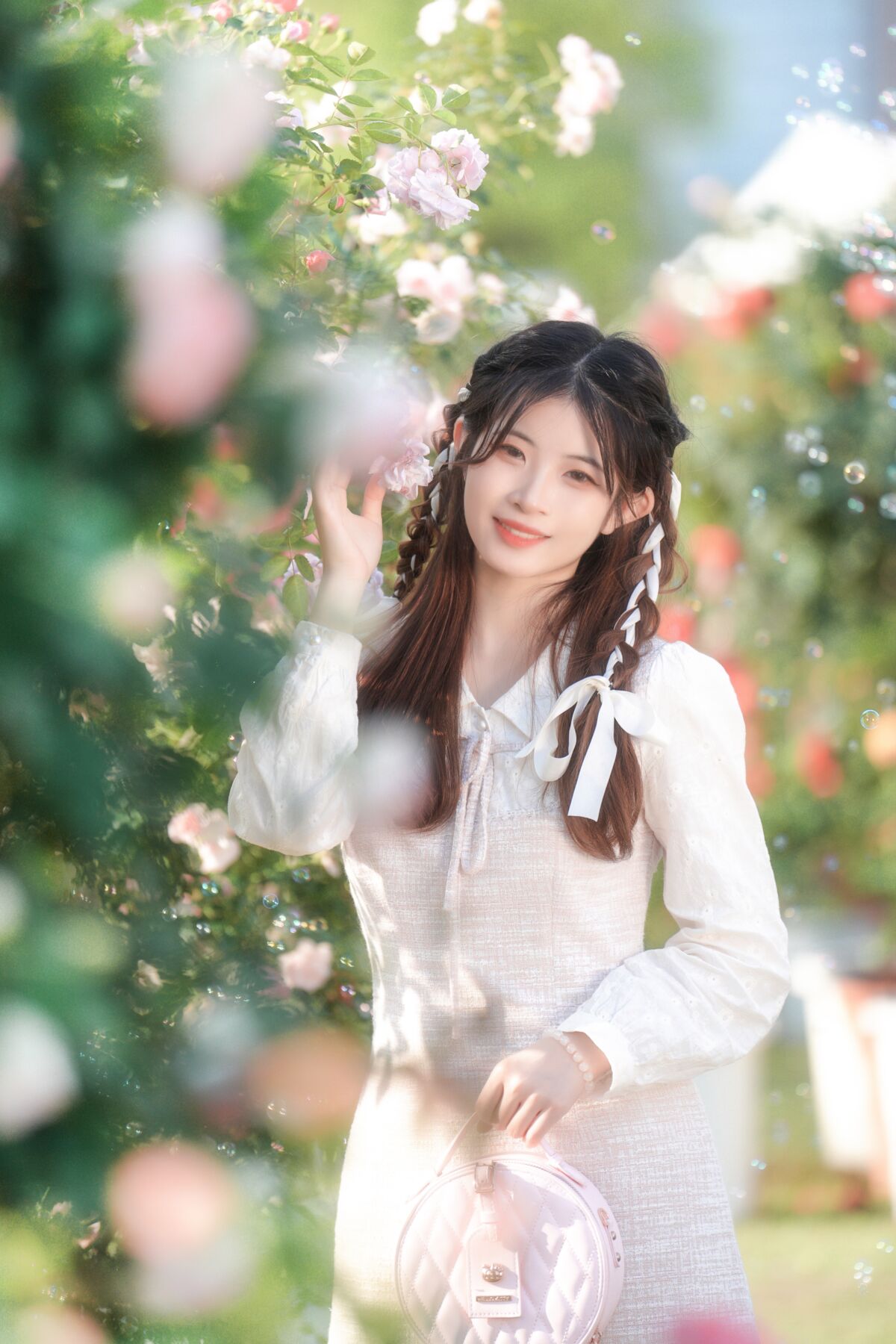 YiTuYu艺图语 Vol.10080 Wo De Xiao Zhu Li