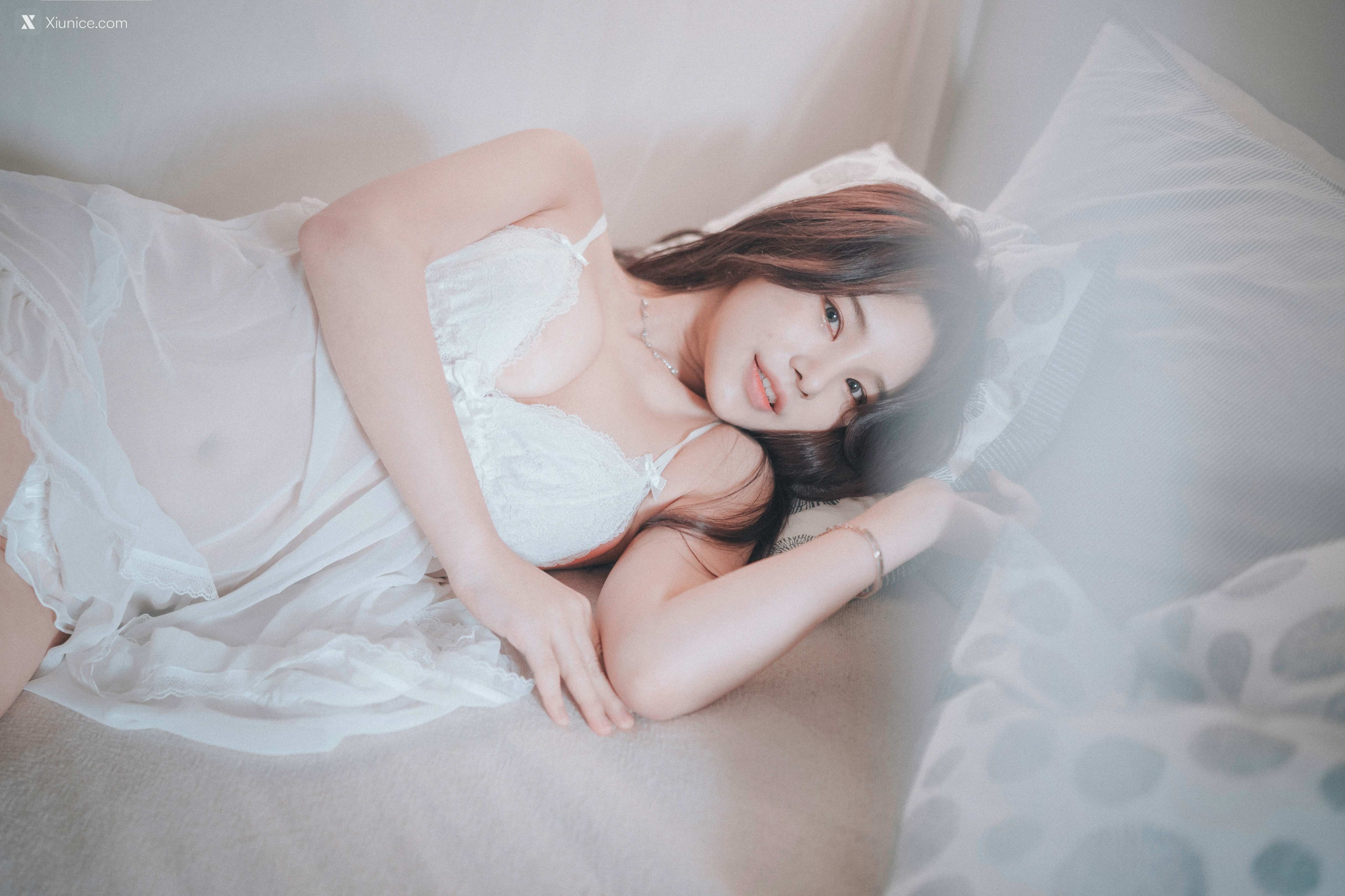 DJAWA Photo – Zzyuri (쮸리) – Alluring White 4K