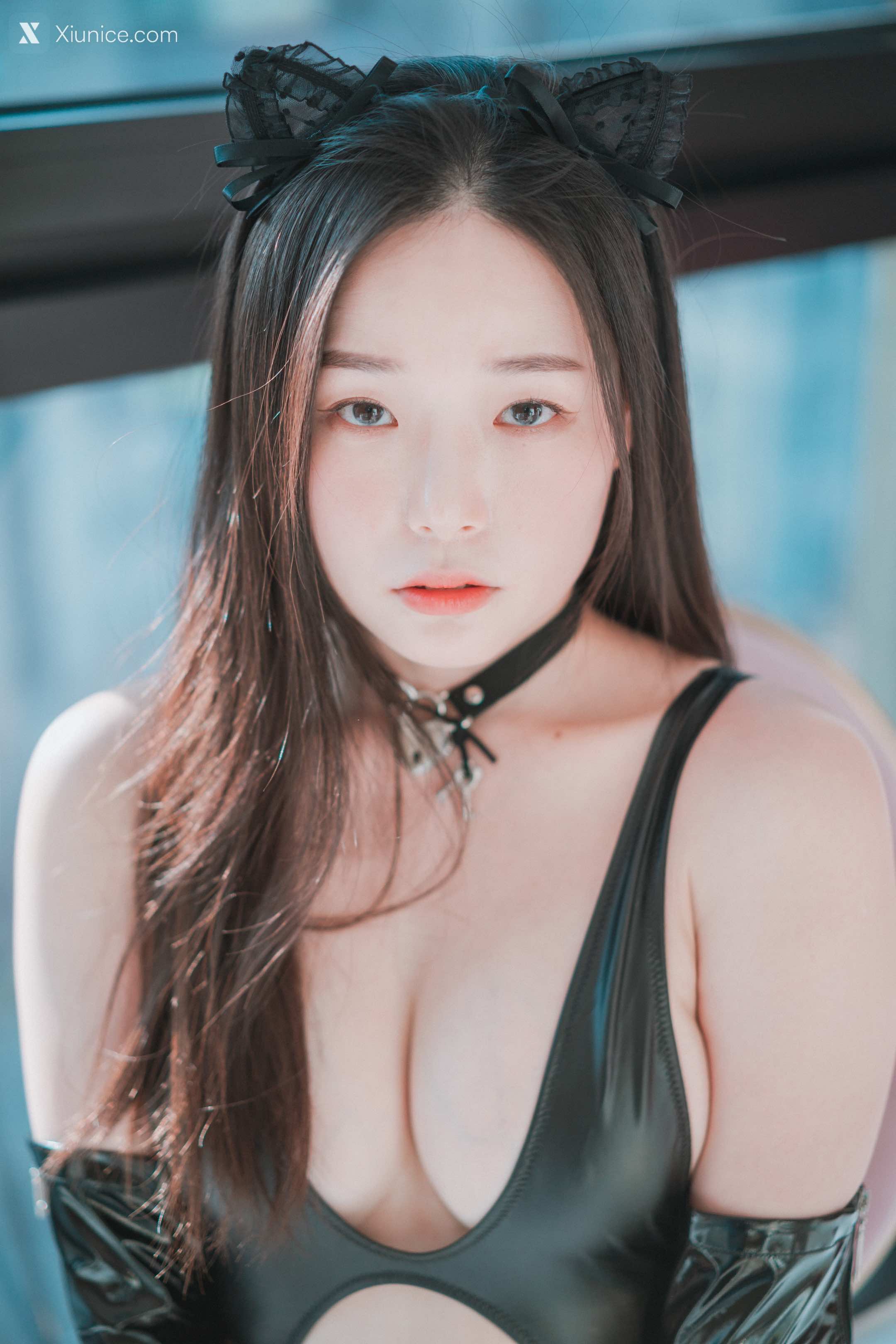 DJAWA Photo – Pia (피아) – Black Cat & Gold Python 4K