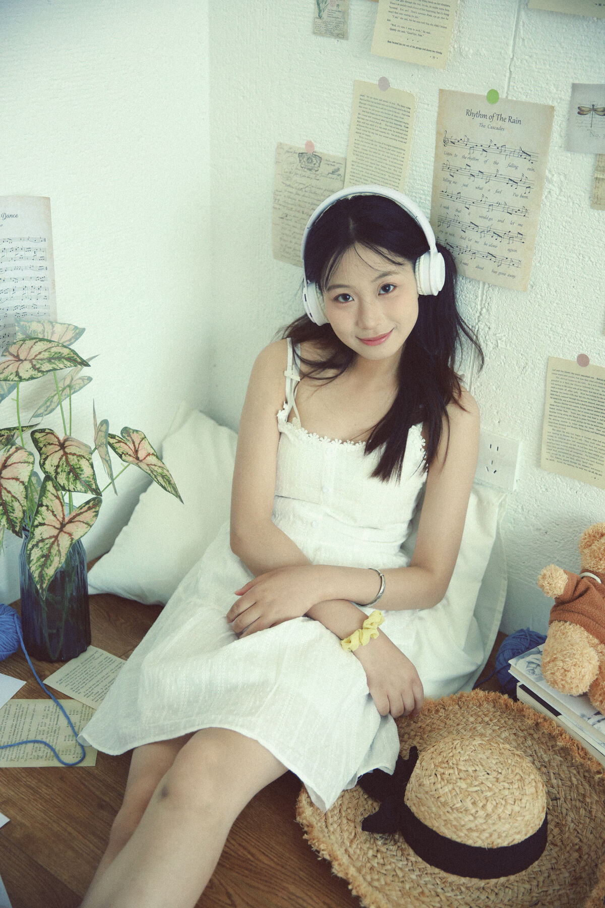 YiTuYu艺图语 Vol.10012 Xiao U