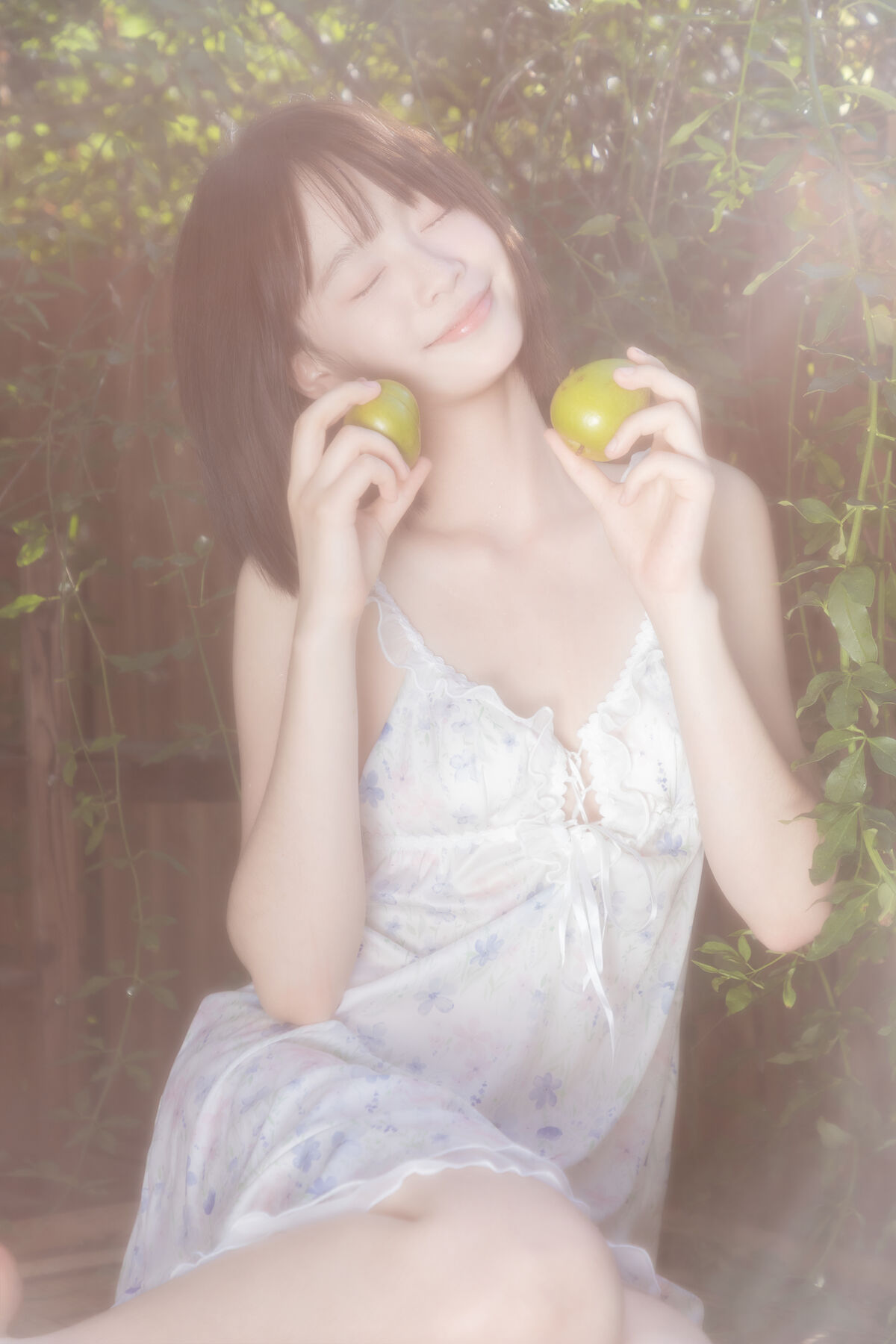 YiTuYu艺图语 Vol.10153 Yao Yao Zi Jiang