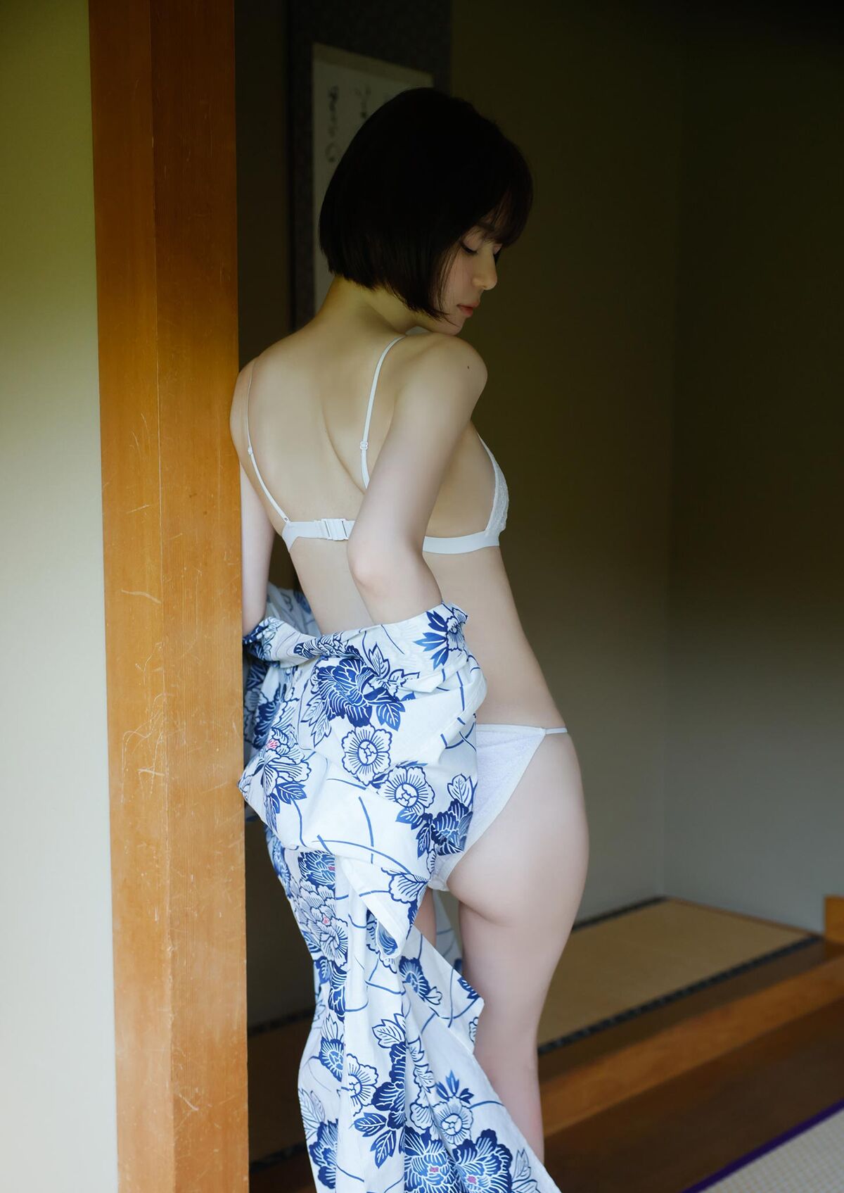 Ikechan いけちゃん - いけジャーニー スピ サン グラビアフォトブック