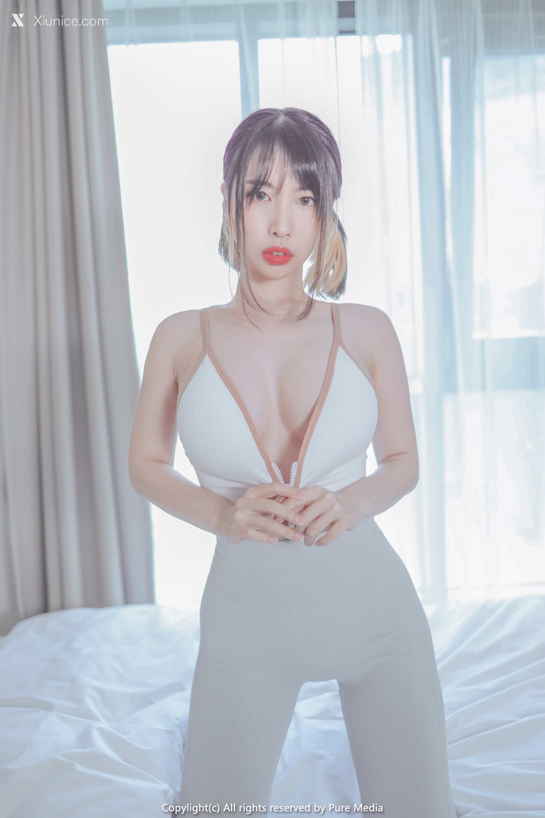 Pure Media Vol.103 Uhye (이유혜) 4K