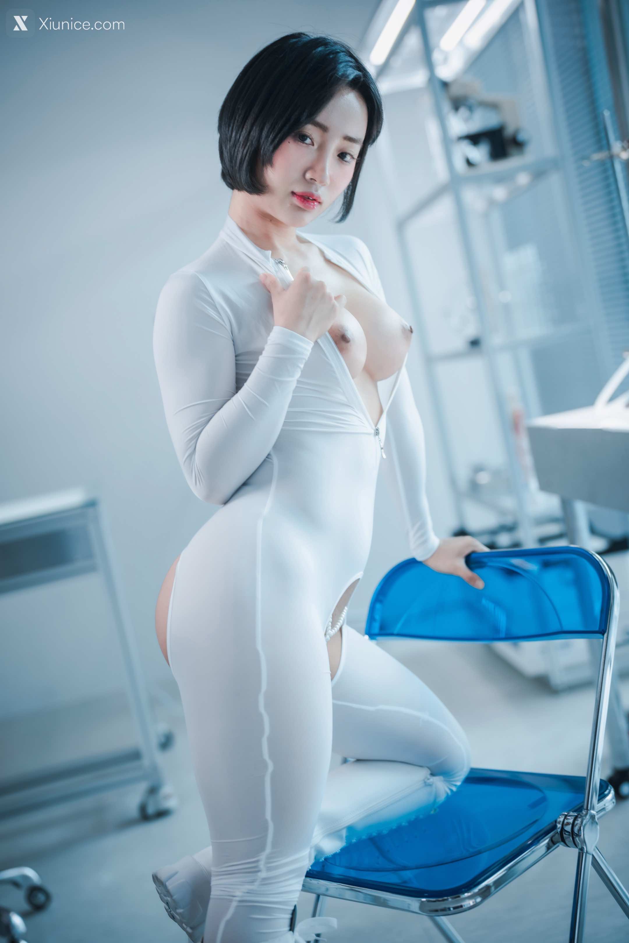 DJAWA Photo – Booty Queen – Naughty Worker & Supervisor 4K