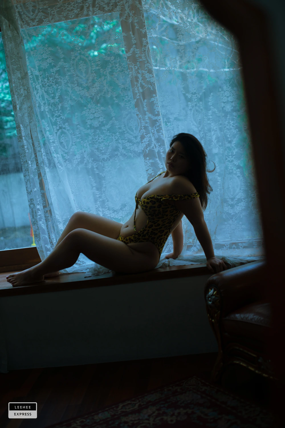 H.I , LEEHEE EXPRESS LEBE-024