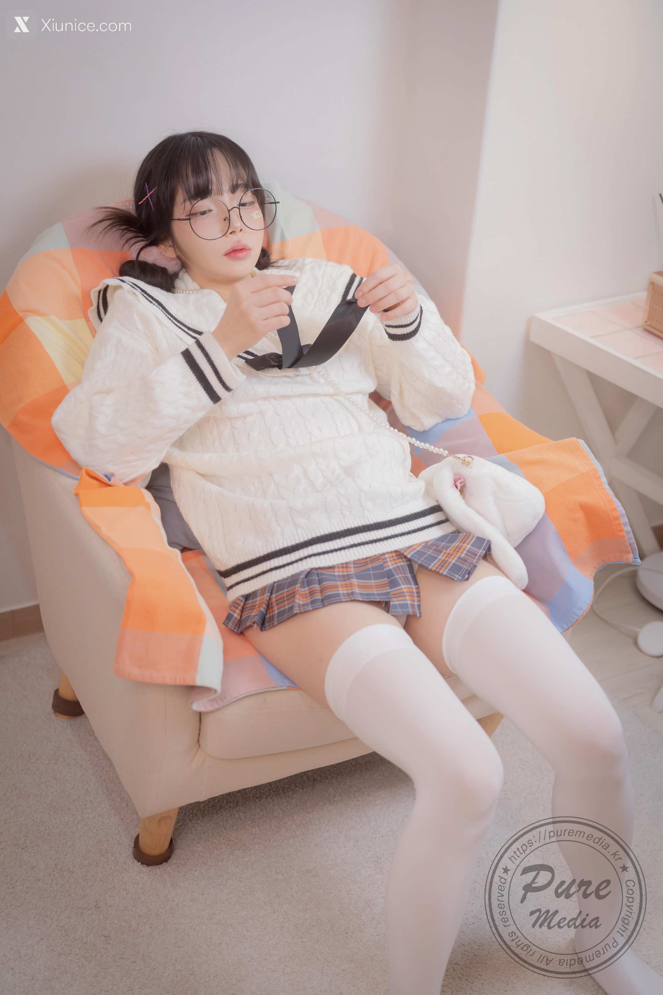 Pure Media Vol.276 Jelly (젤리) – Girl Trapped in a Rooftop Room 4K