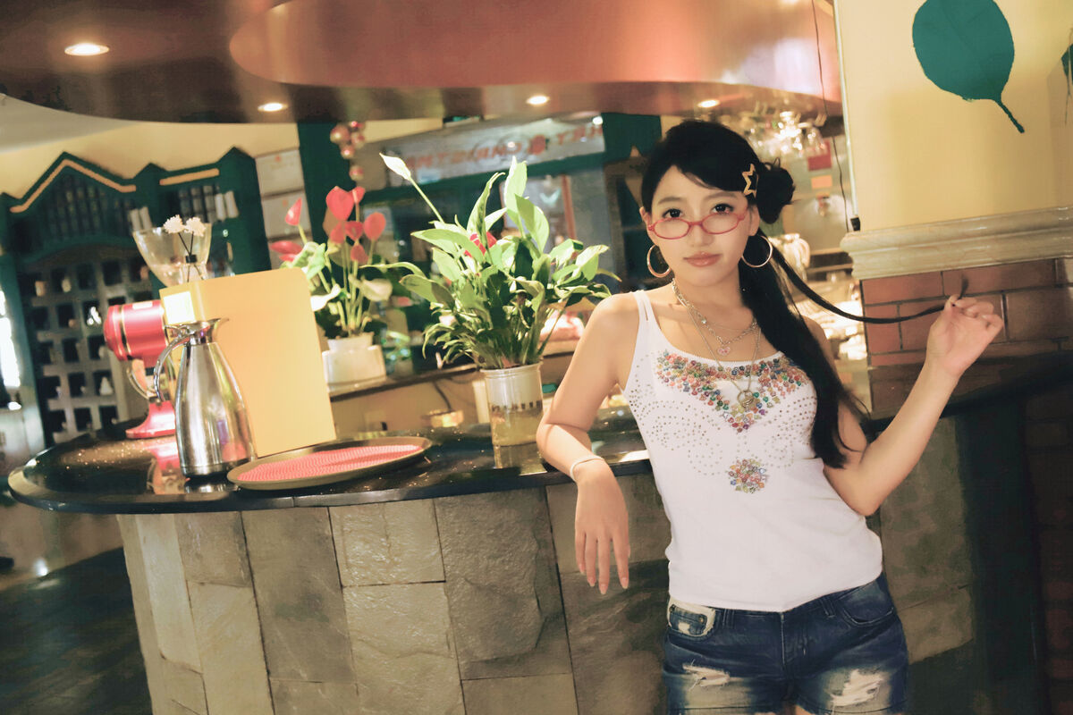 YiTuYu艺图语 Vol.10216 Lin Lin