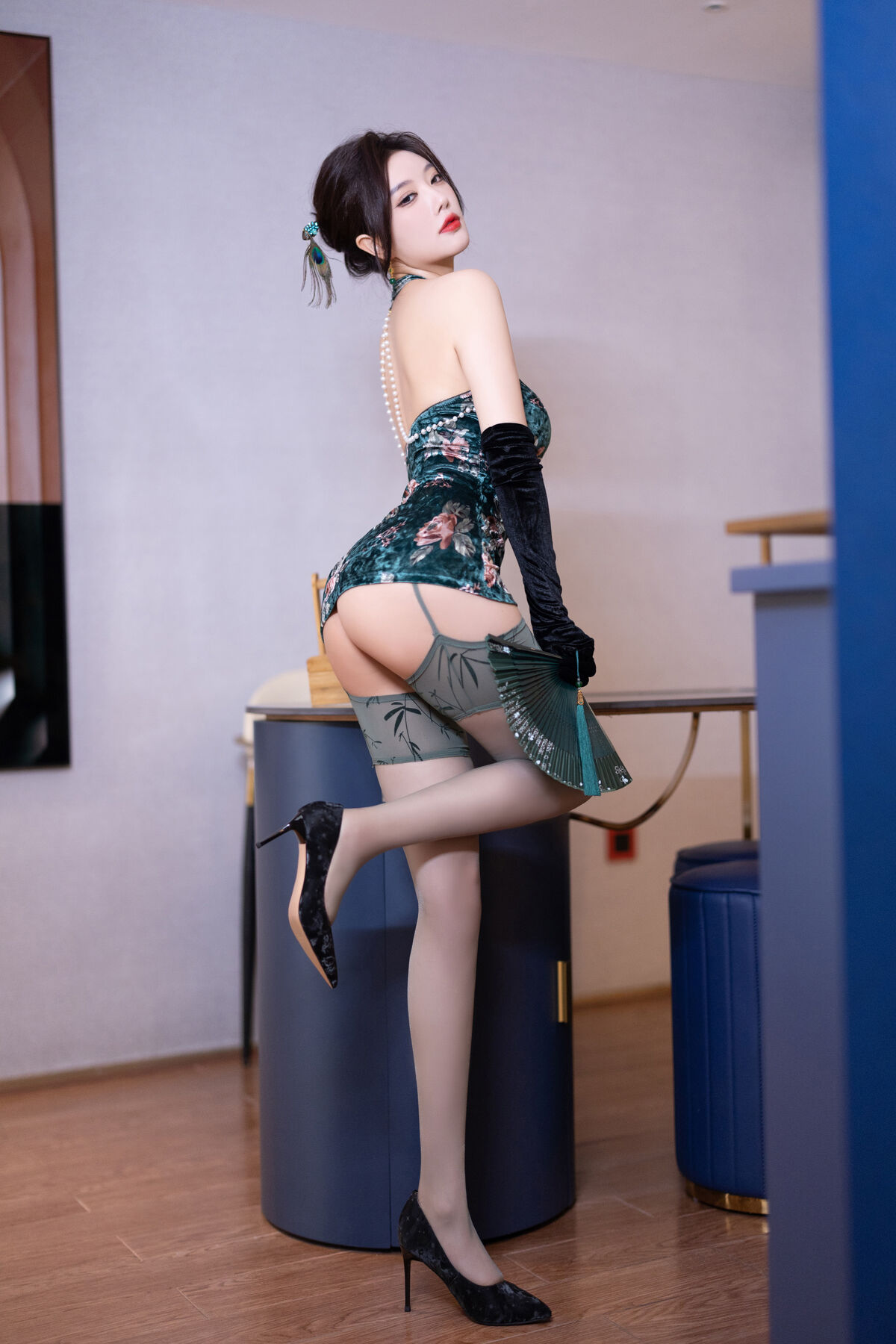 内购无水印 Yang Chen Chen 杨晨晨Yome - 秀人网模特 绿色情趣内衣 Part01