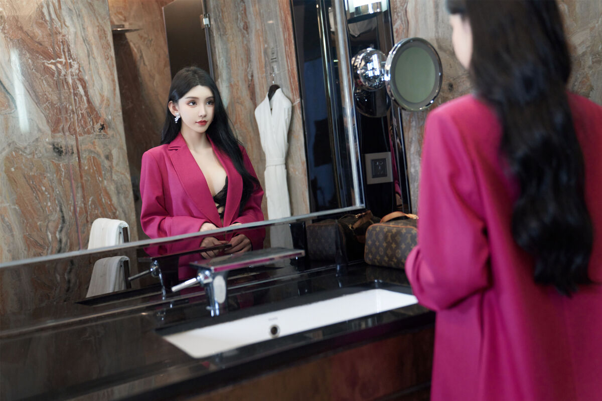 内购无水印 Zhou Yuxi 周于希 - 秀人网模特 蕾丝黑丝直播 Part01