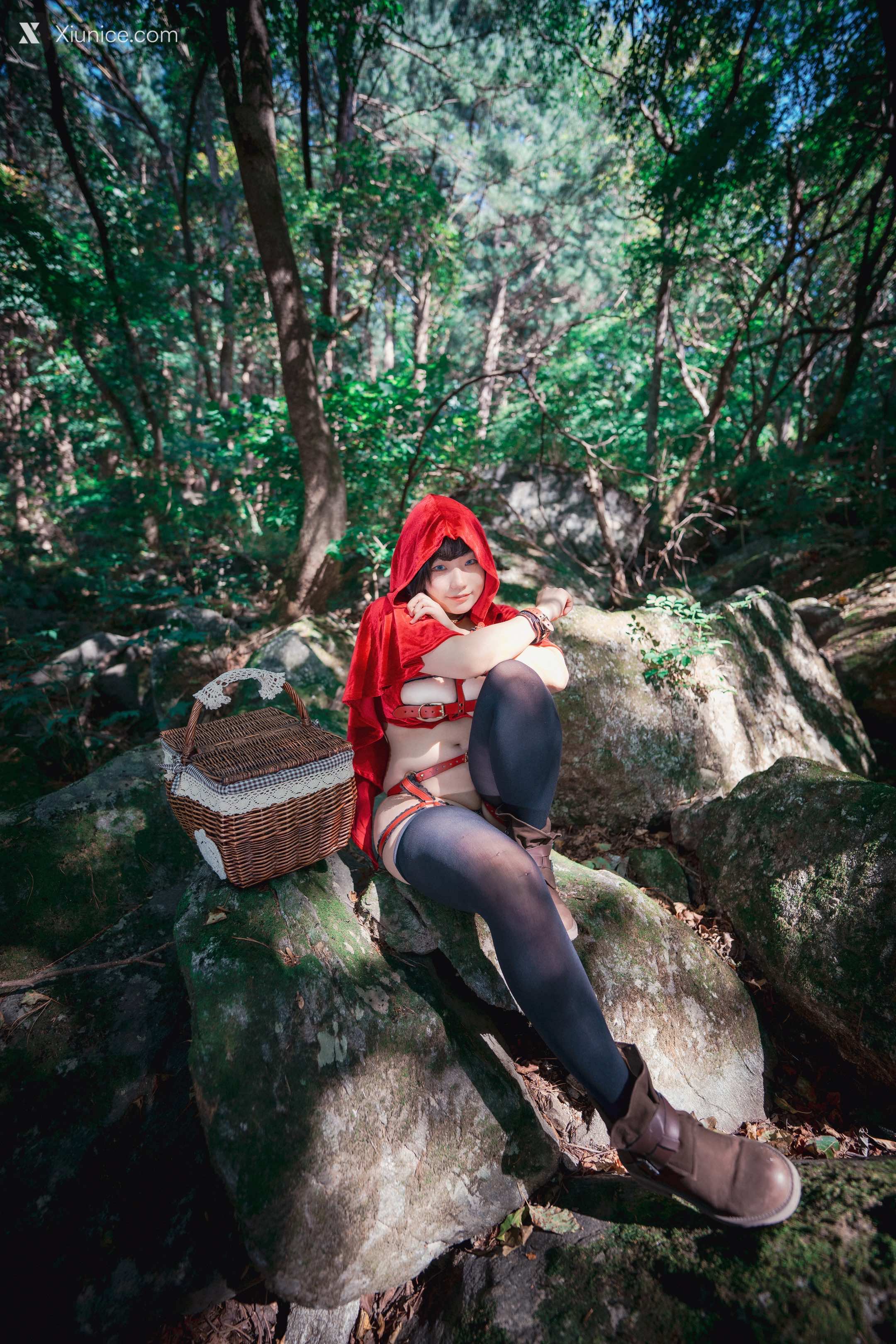 DJAWA Photo – Mimmi (밈미) – Naughty Red Hiring Hood 4K