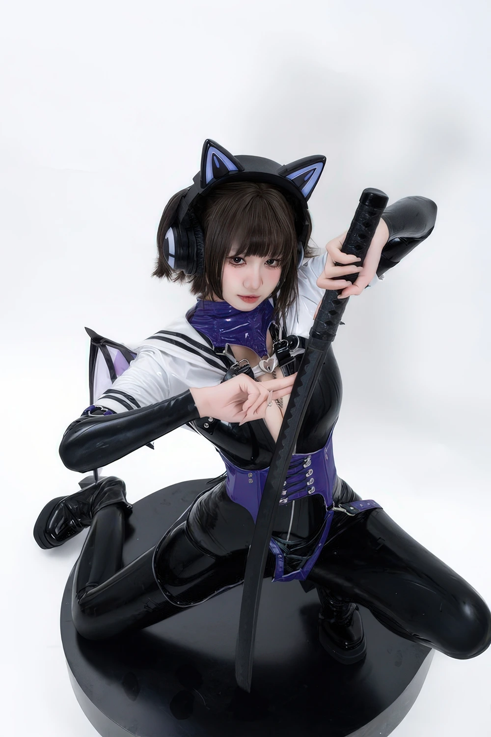 Cosplay 柒柒要乖哦 – 猎狼女