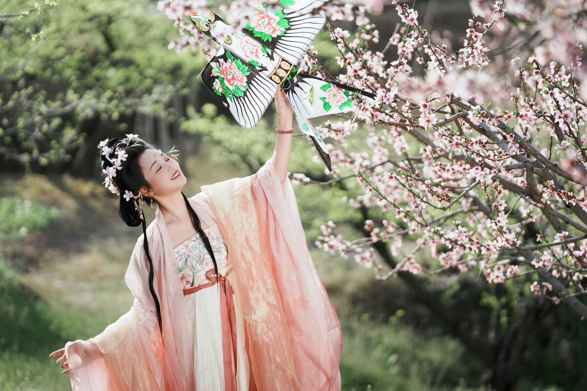 YiTuYu艺图语 Vol.10199 Yang Yang Yang Ya