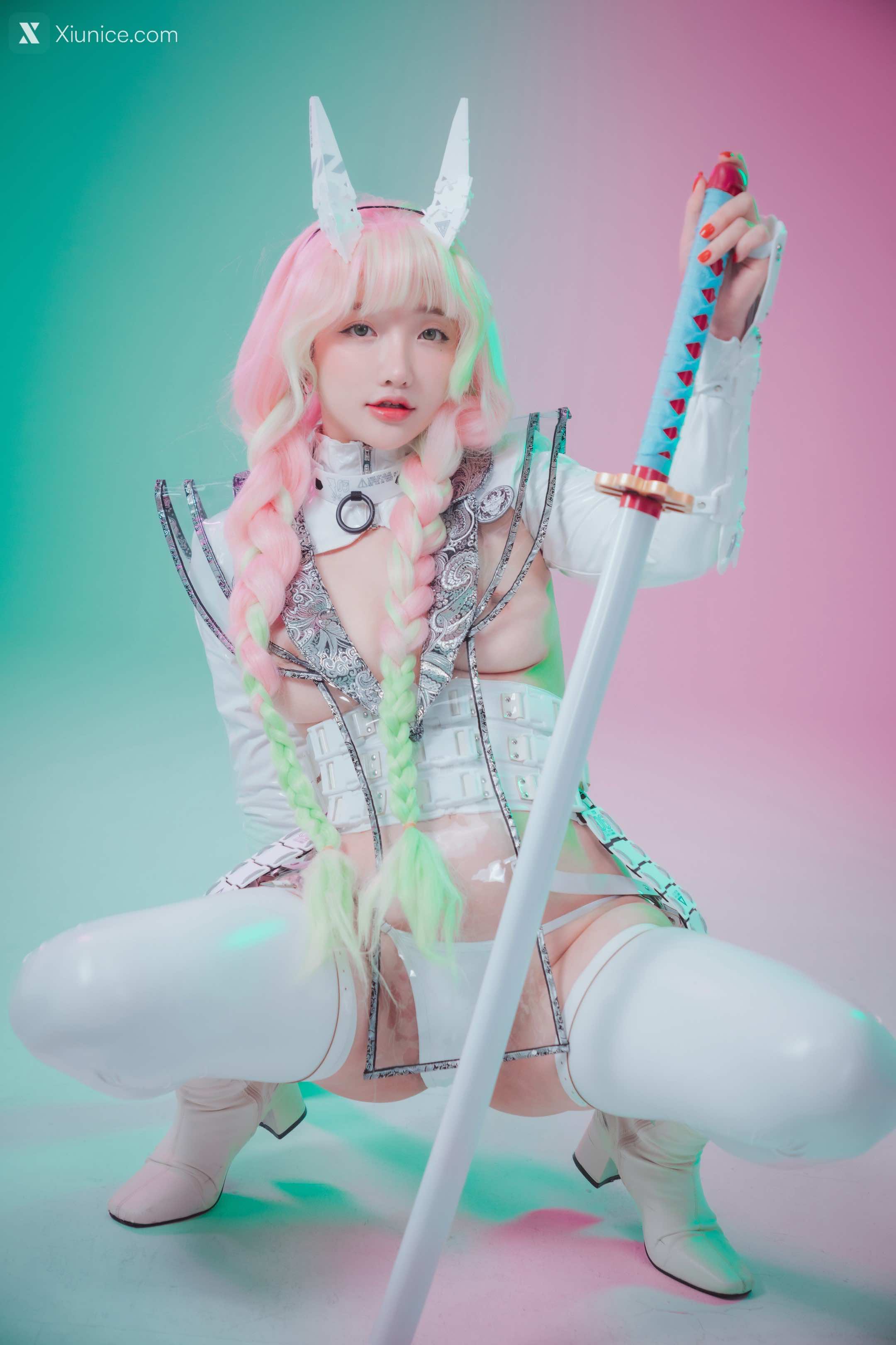 DJAWA Photo – Son Ye-Eun (손예은) – Cyber Hunter Mitsuri 4K