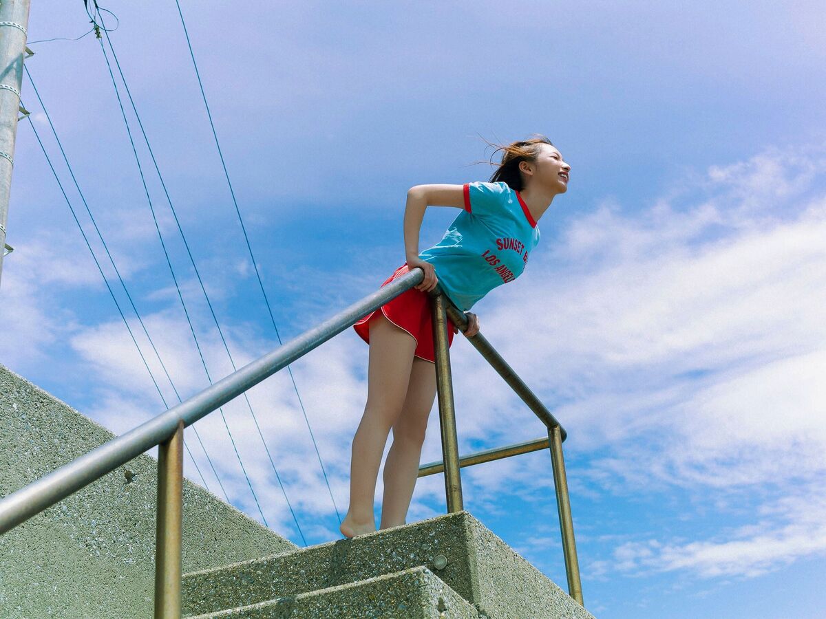 Runa Ichinose 一ノ瀬瑠菜 - FLASHデジタル写真集 あの夏を忘れない