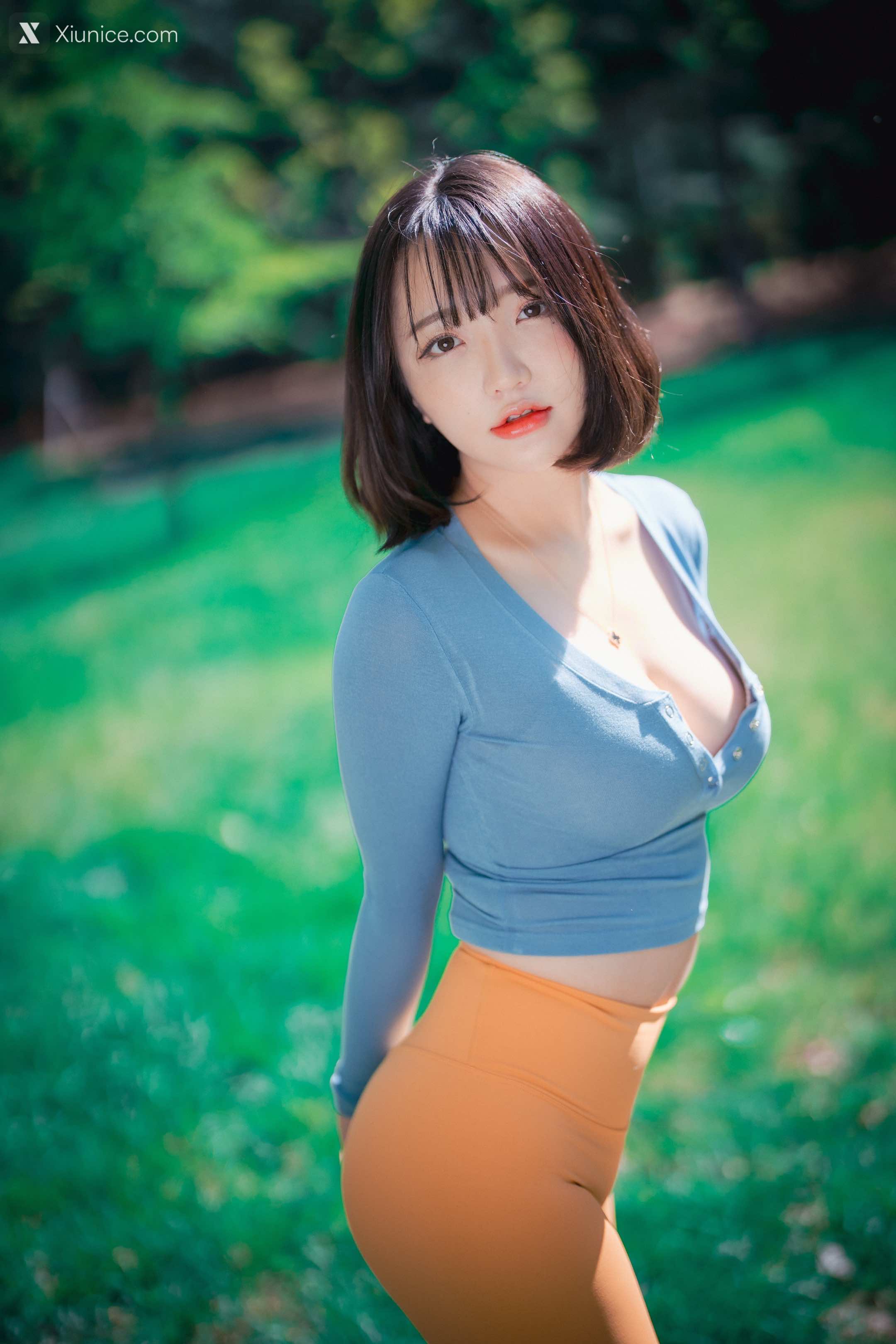 DJAWA Photo – Son Ye-Eun (손예은) – Naughty Trekking 4K