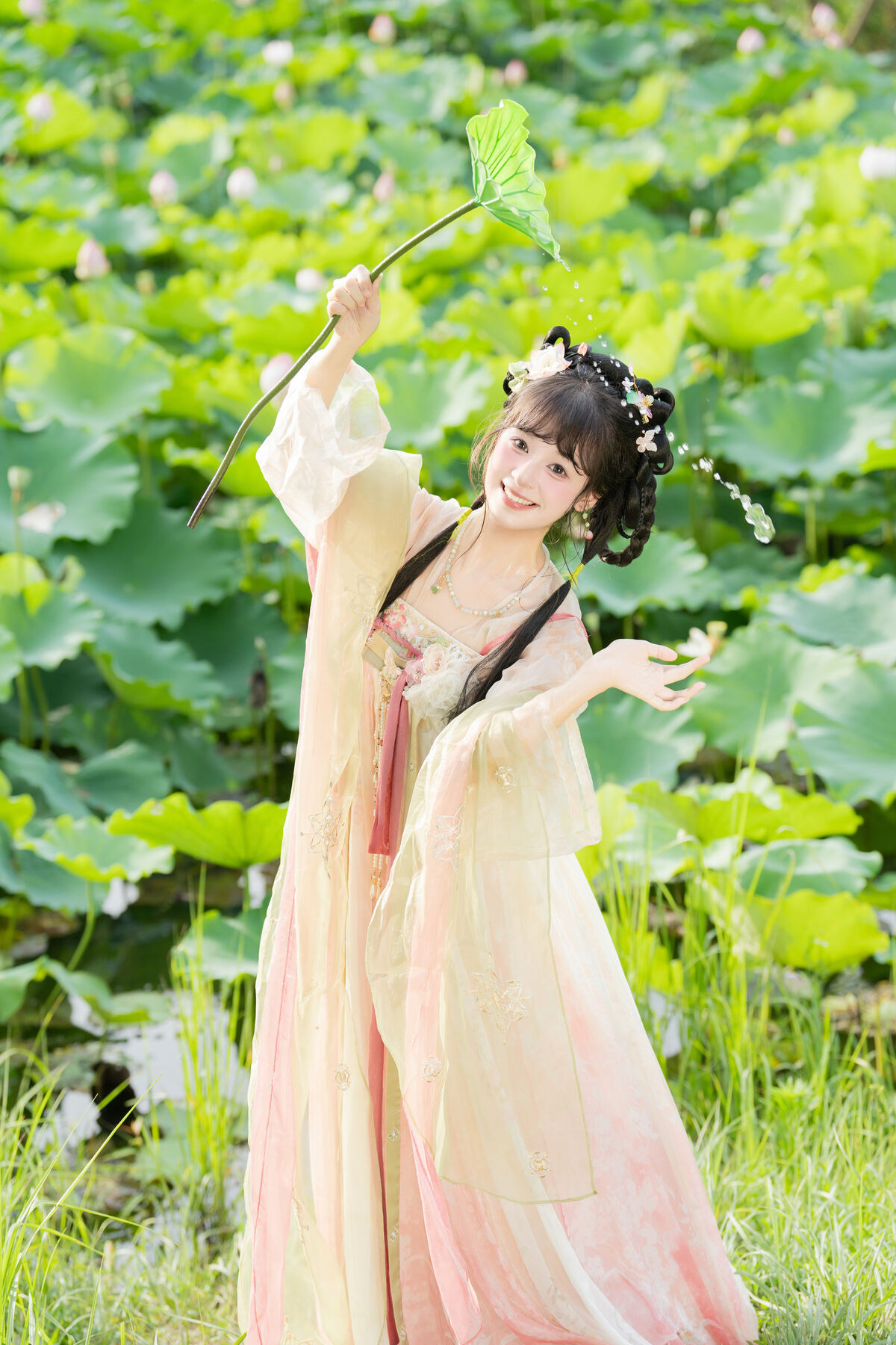 YiTuYu艺图语 Vol.10144 Xia Yu Xiao Nian