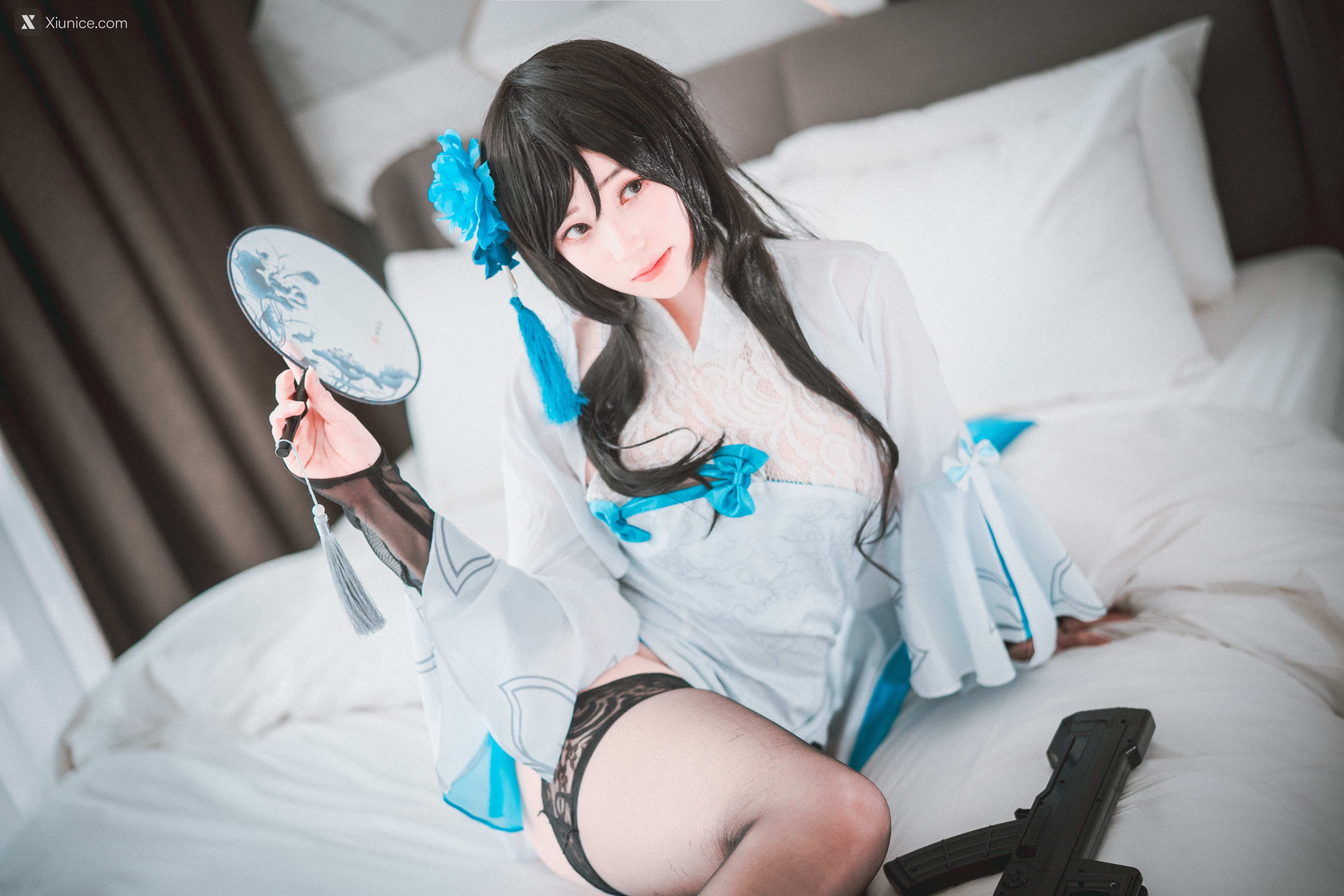 DJAWA Photo – Bambi (밤비) – Type 95 Jade Noisette Rose 4K