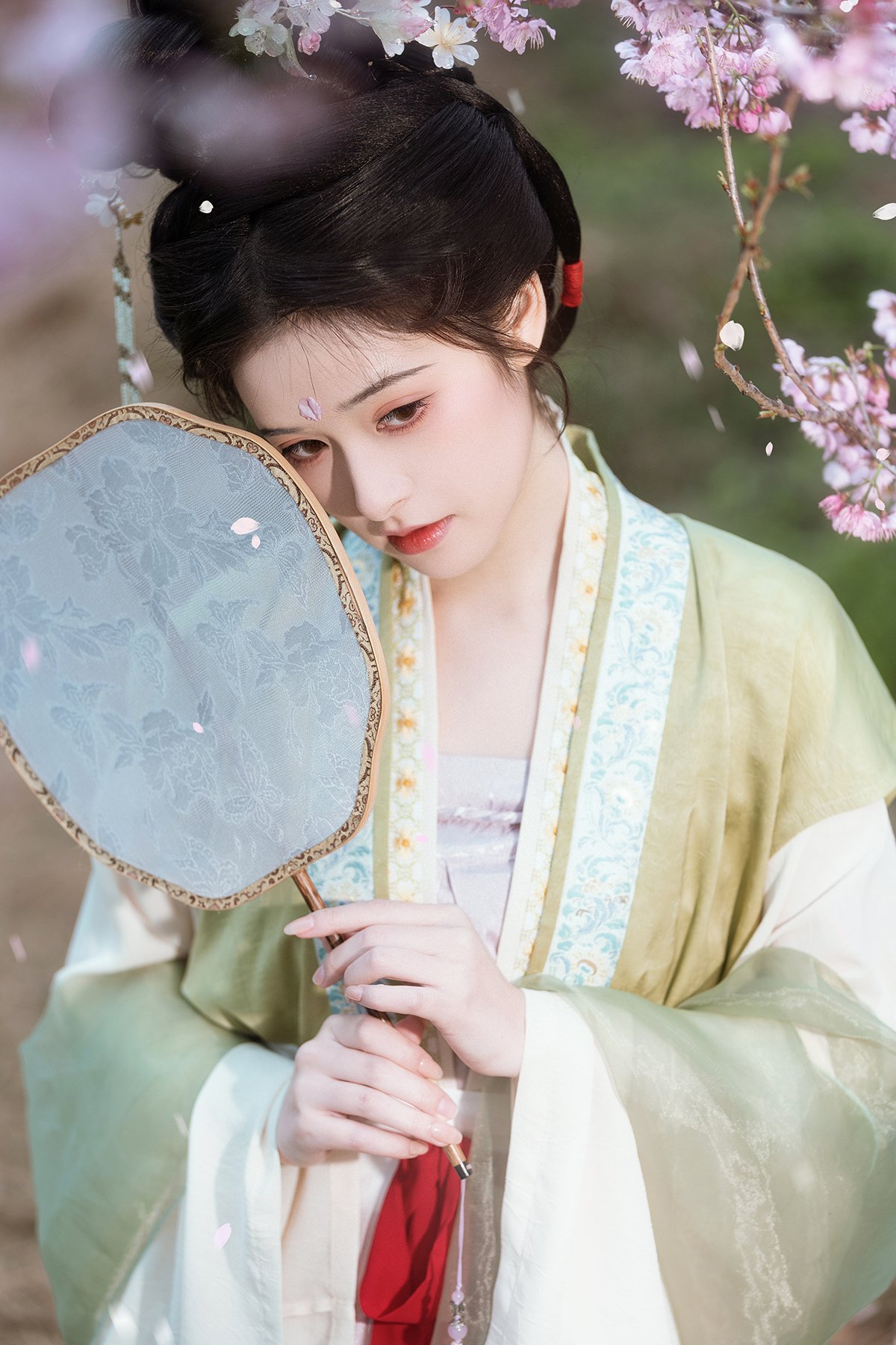 YiTuYu艺图语 Vol.10215 Tian Tian Quan Quan