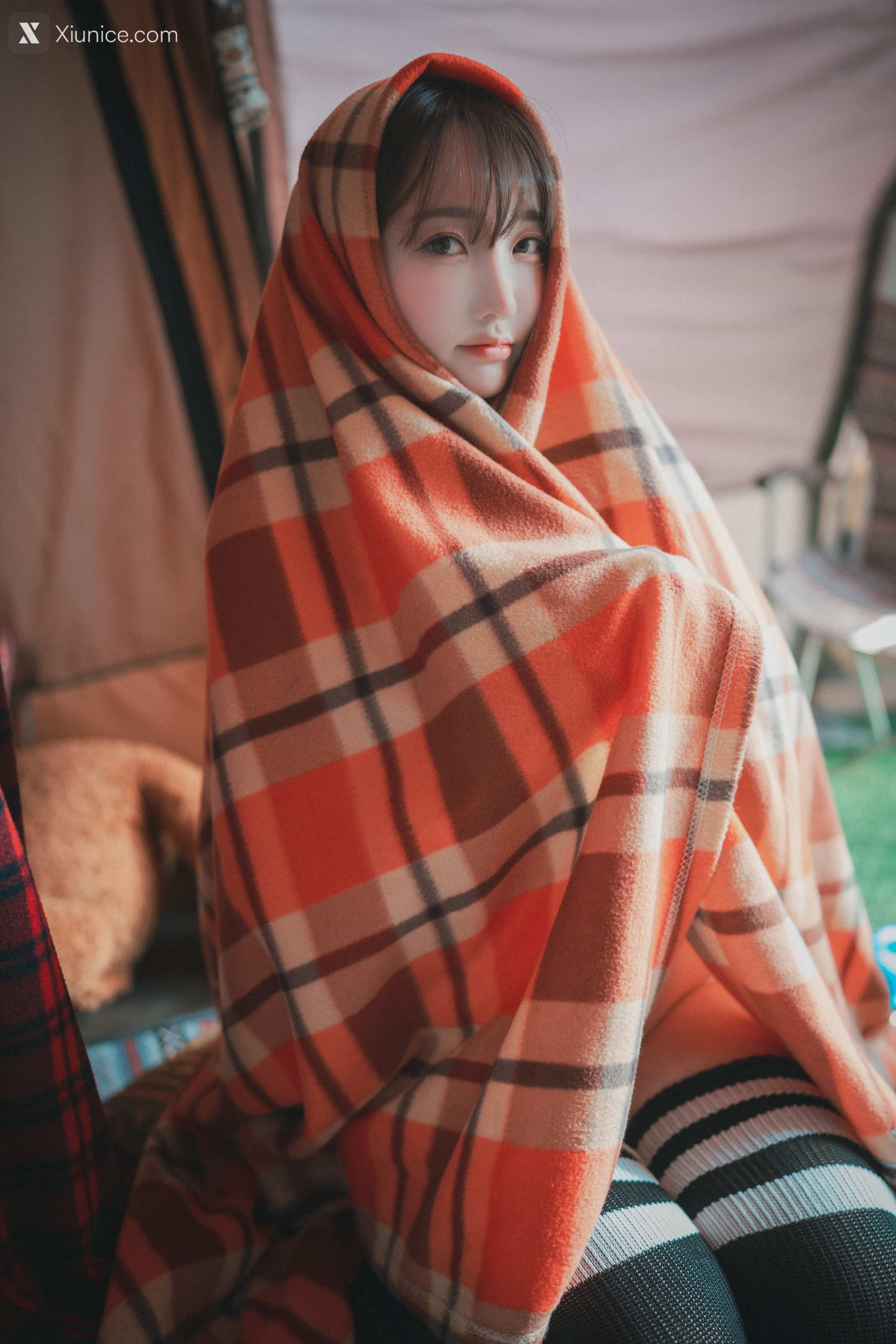 DJAWA Photo – Son Ye-Eun (손예은) – Romantic Winter Glamping 4K