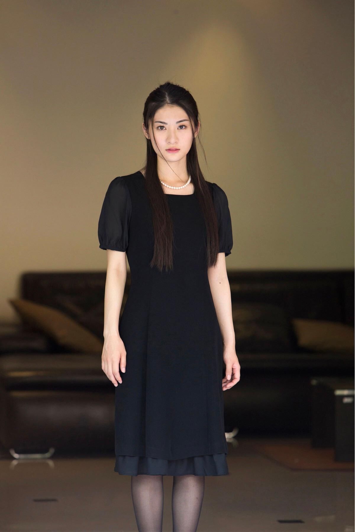 Mayu 繭 - 隣の人妻 寂しい身体を慰めて