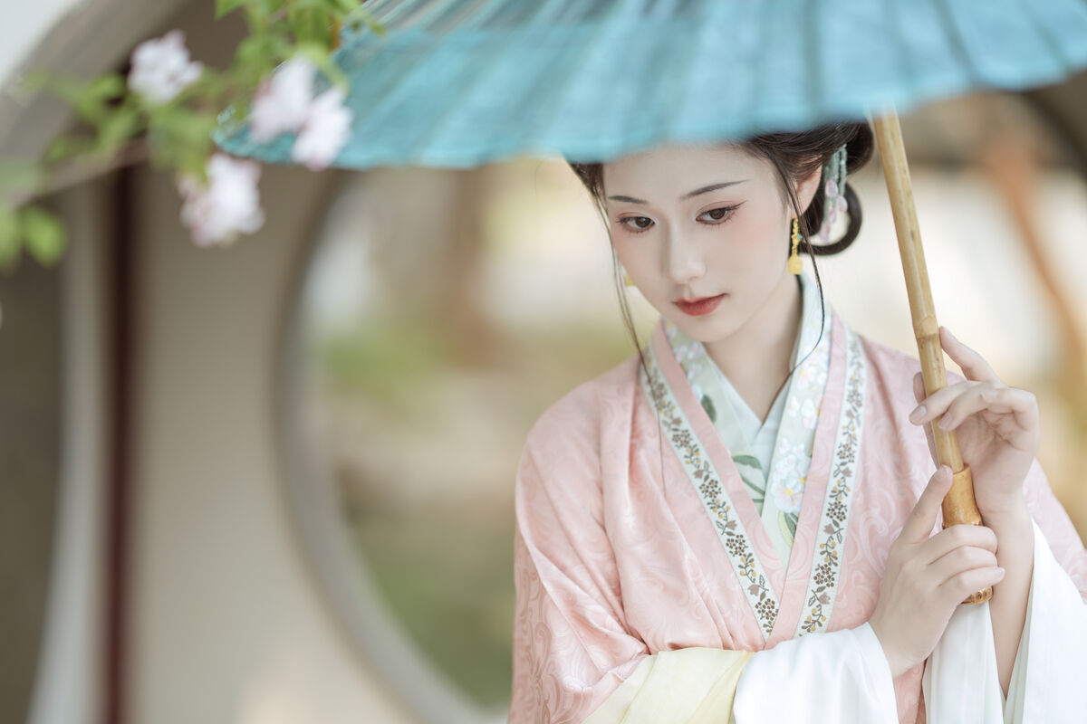 YiTuYu艺图语 Vol.10229 Jiang Zhu