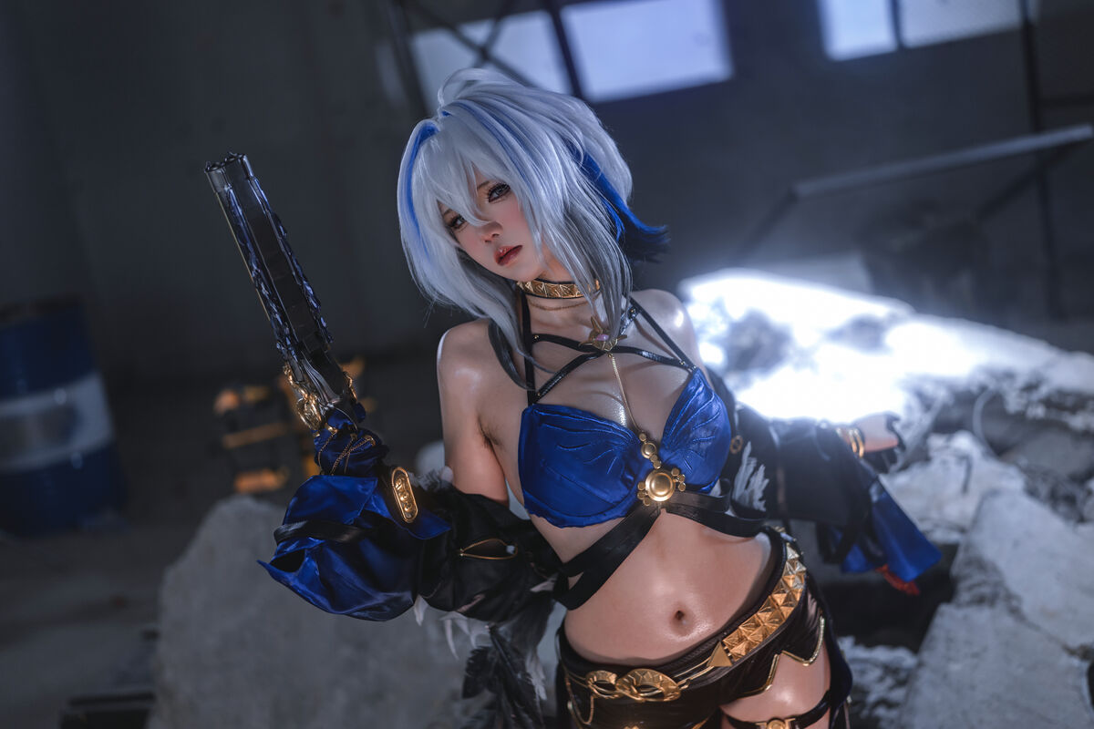 Coser@阿薰kaOri - 鸣潮 嘉贝莉娜 Part03