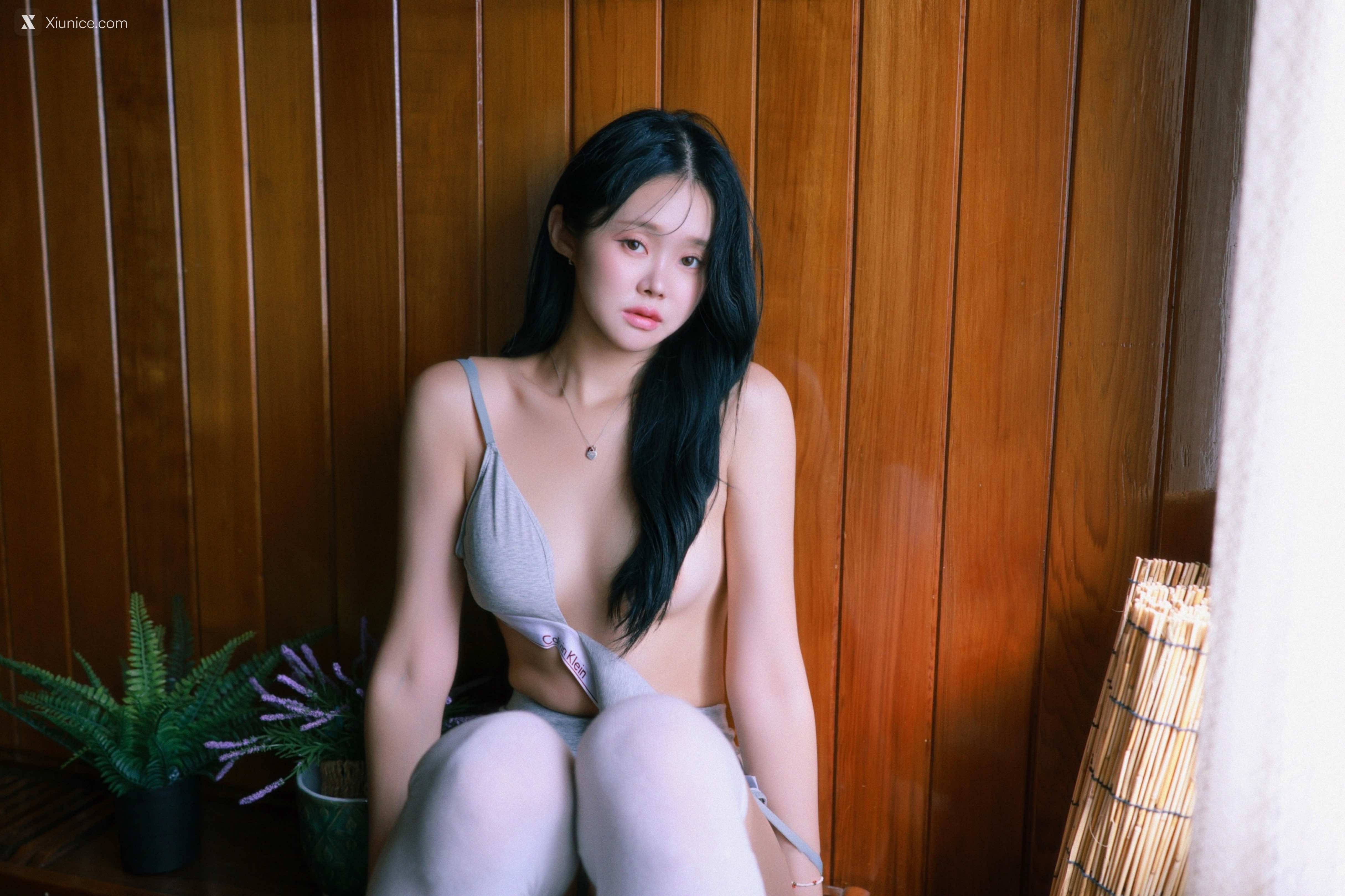 SweetBox – Inah (이나) – Mini 4K