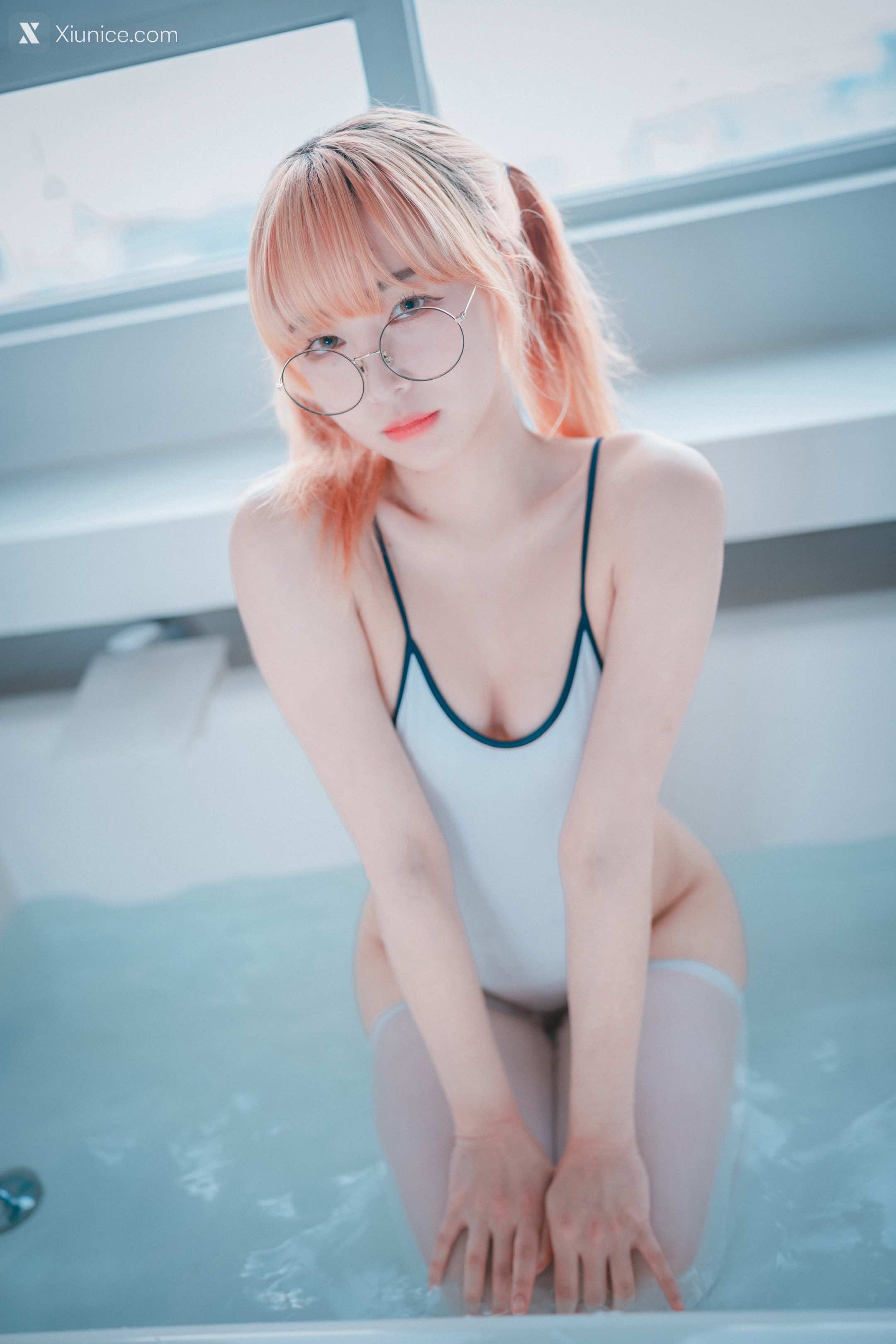 DJAWA Photo – DJAWA Photo – Parkhaag (박하악) – Swimming Lessons #9 4K