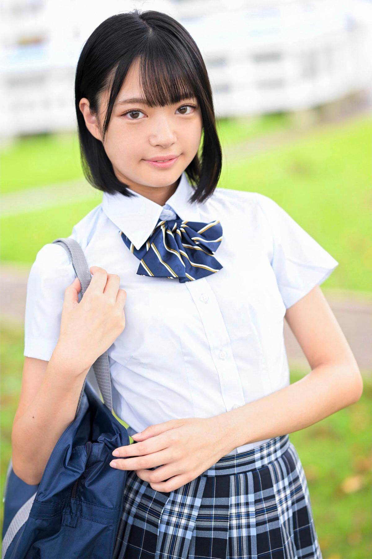 Amu Tsubura 粒楽あむ - Youth. アオハル Vol.3 Part01