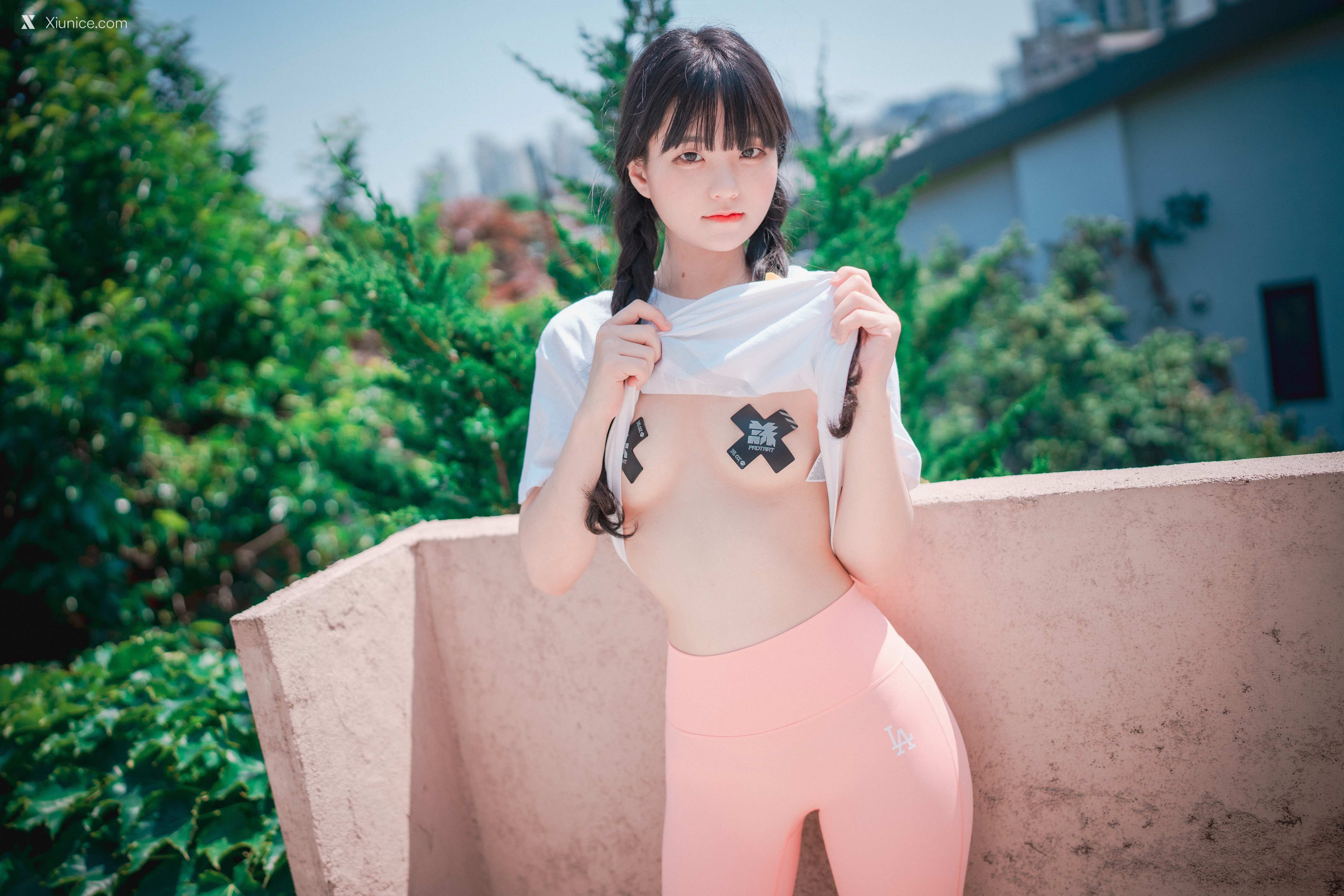 DJAWA Photo – Jeong Jenny (정제니) – Loose and Tight Pink 4K