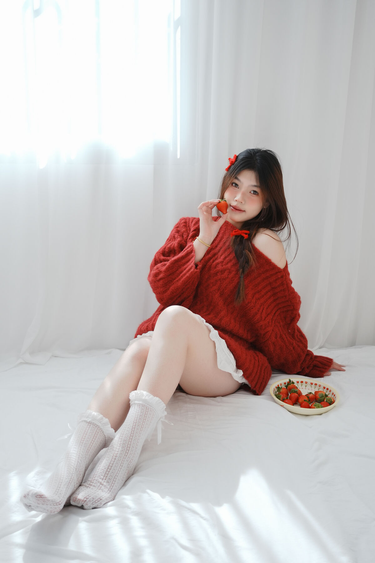 YiTuYu艺图语 Vol.10067 Jing Jing Yi